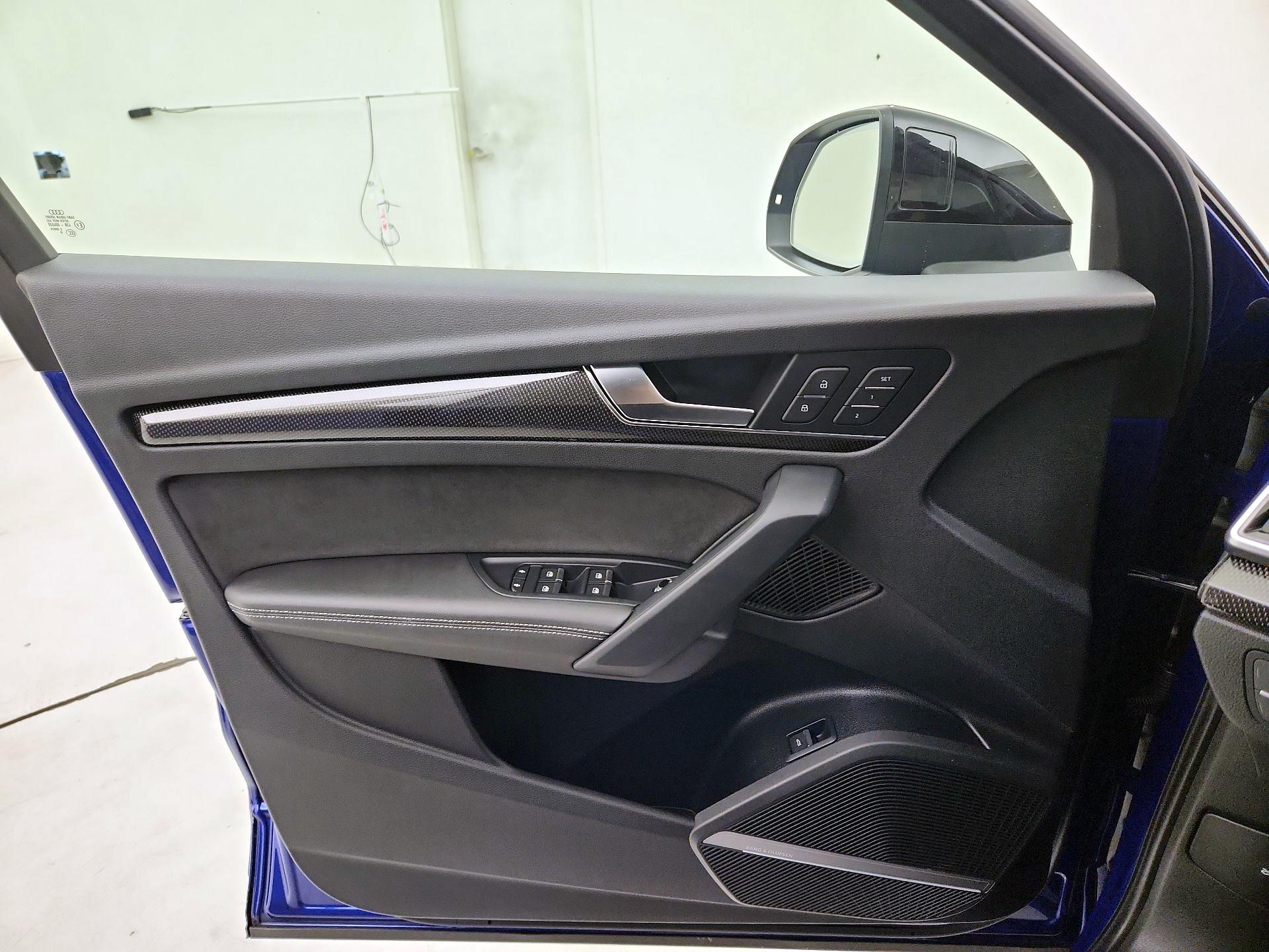 Thumbnail: 2021 Audi SQ5 - 12