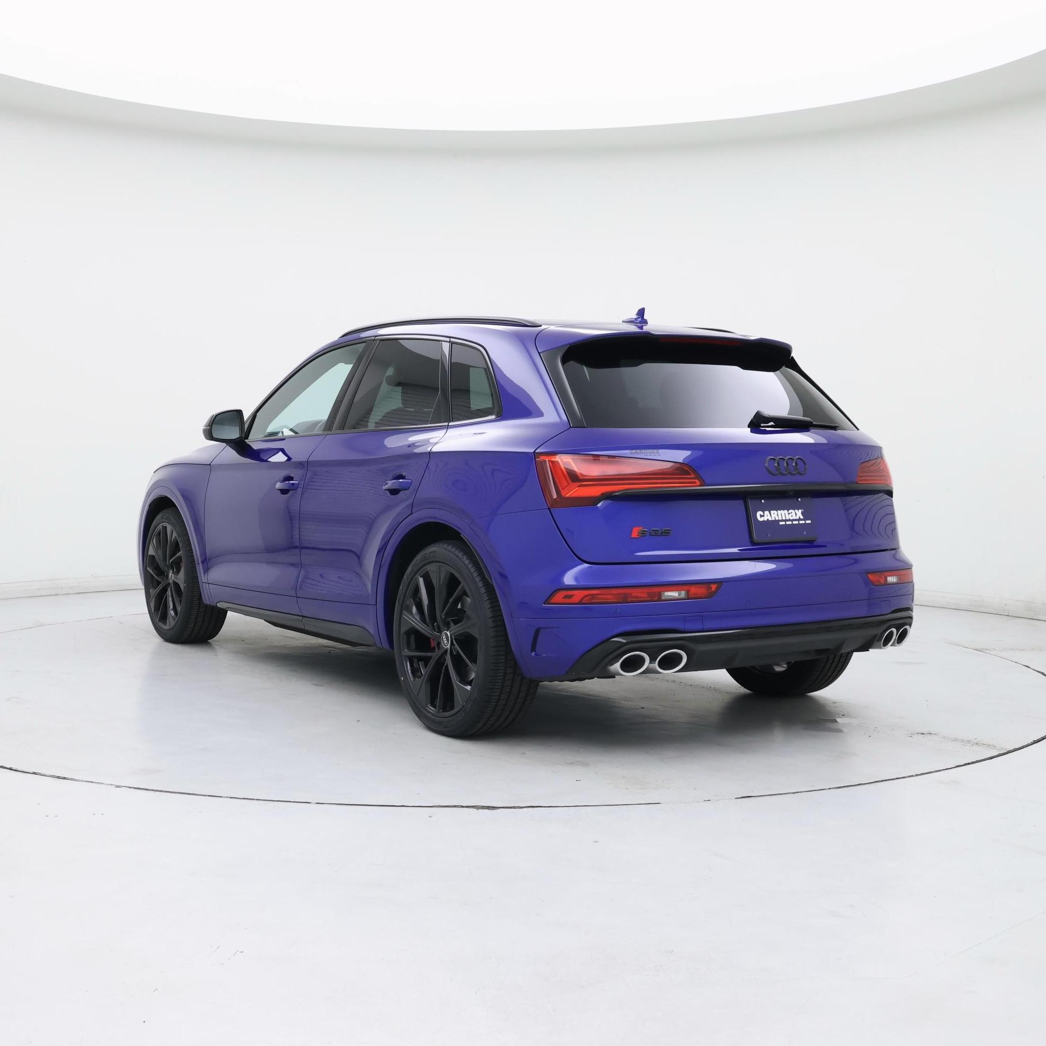 Thumbnail: 2021 Audi SQ5 - 2