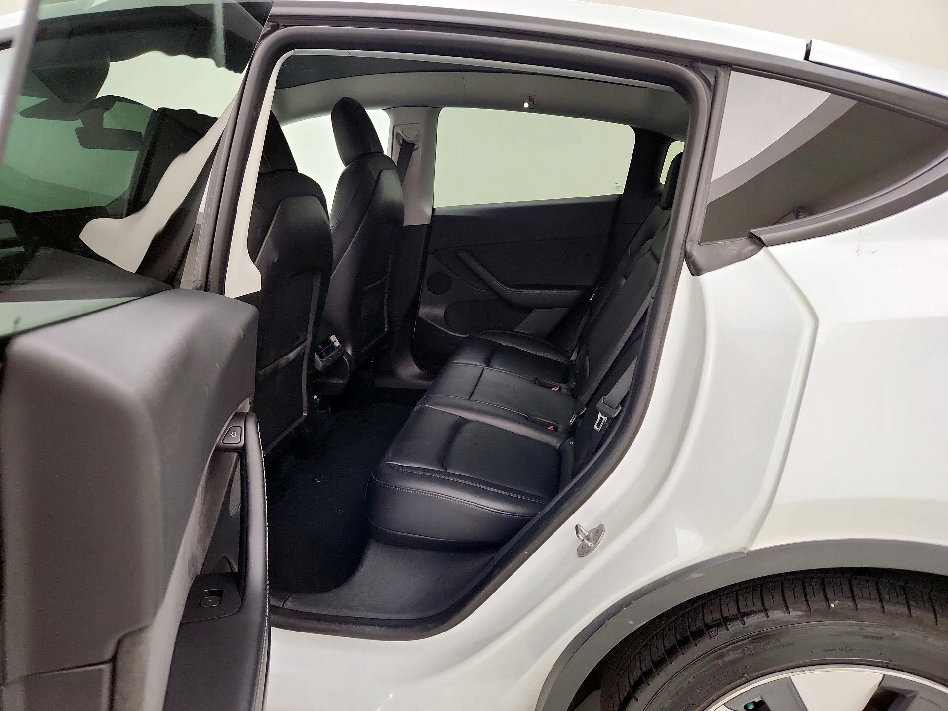 Thumbnail: 2022 Tesla Model Y - 20