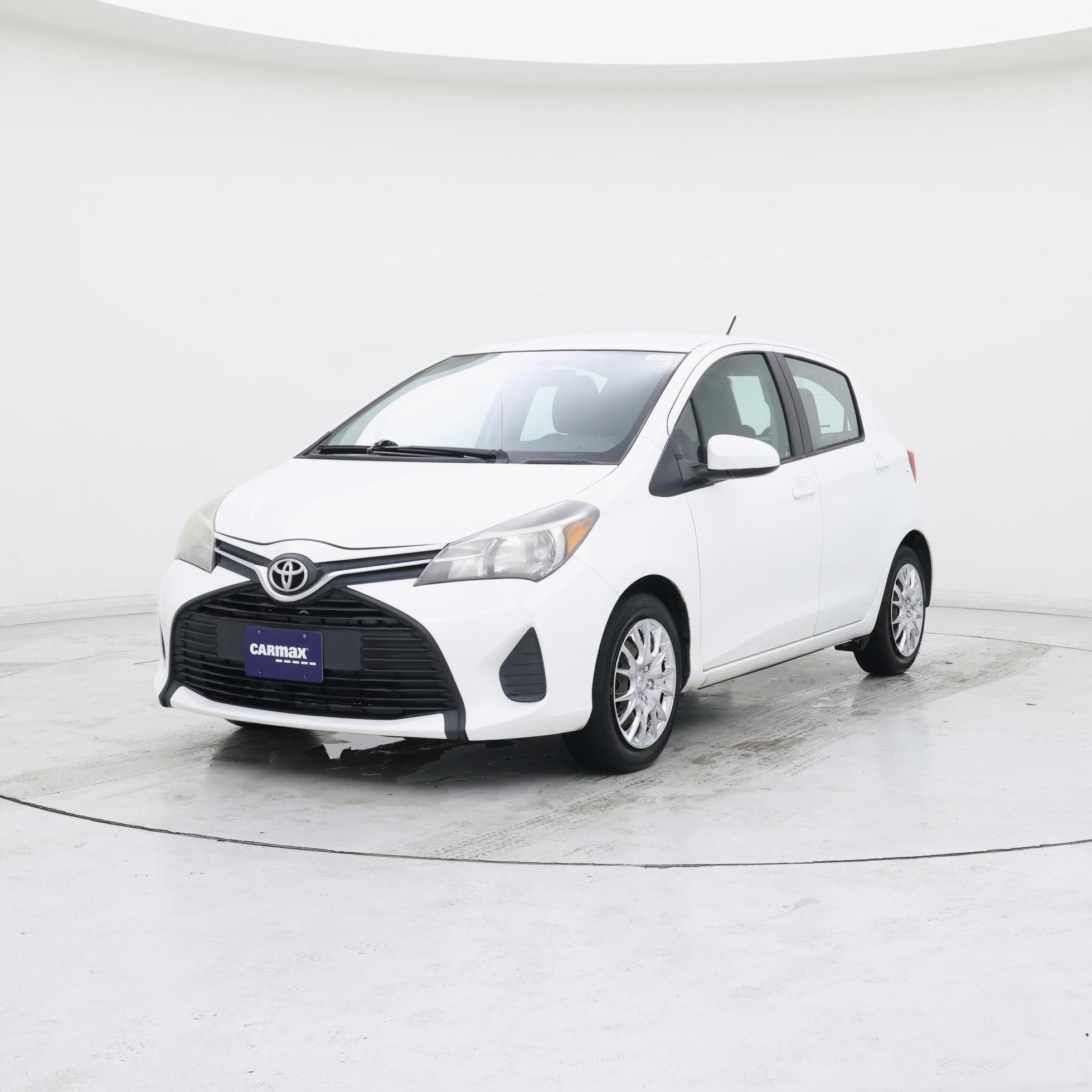 Thumbnail: 2015 Toyota Yaris - 4