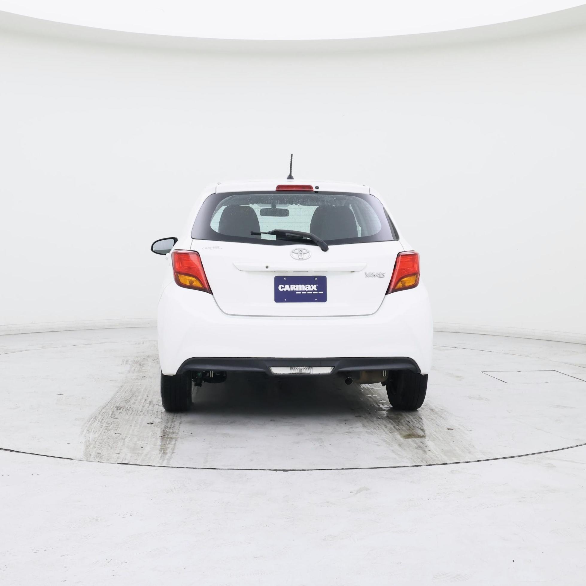 Thumbnail: 2015 Toyota Yaris - 6