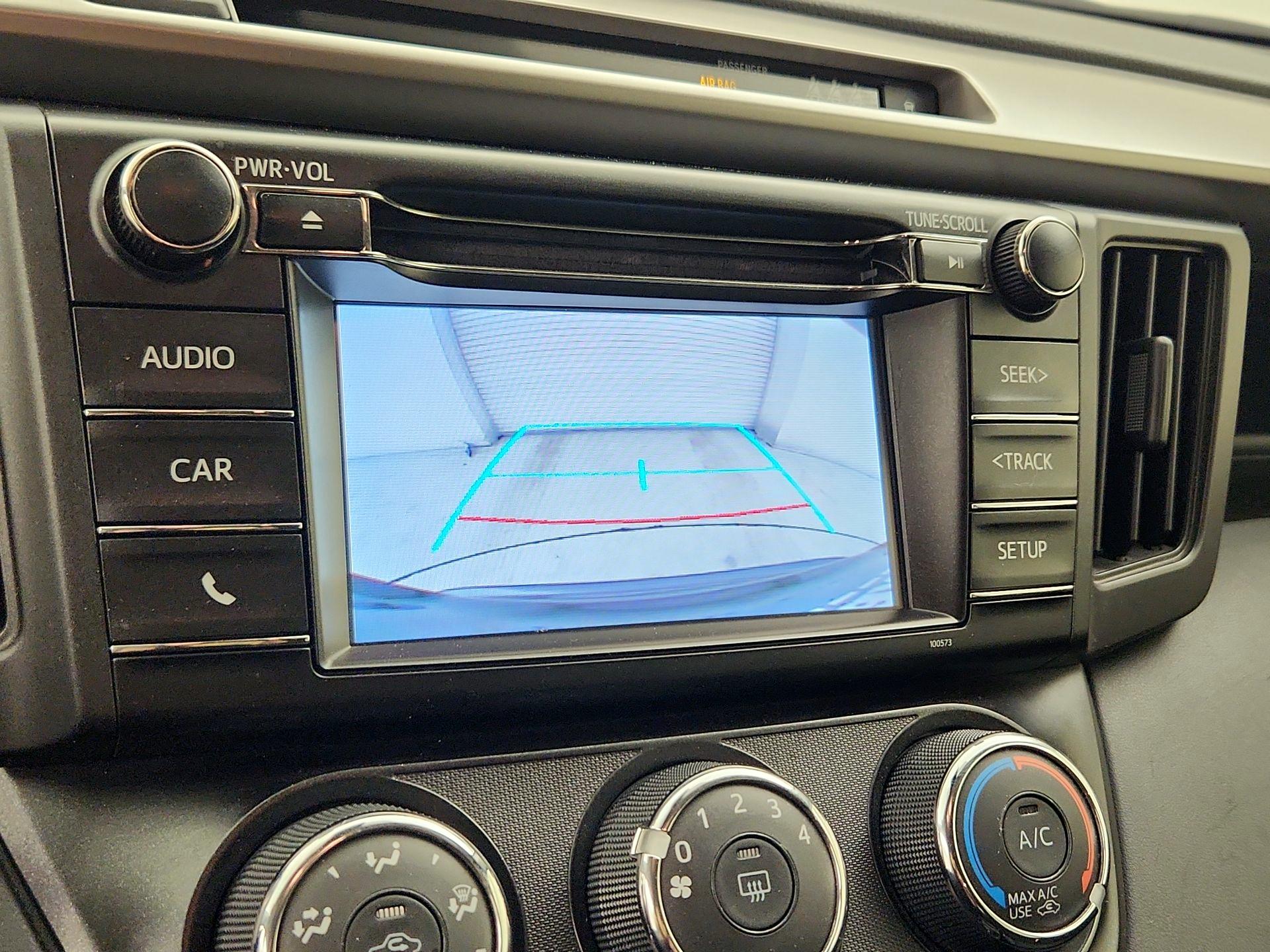 Thumbnail: 2018 Toyota RAV4 - 14