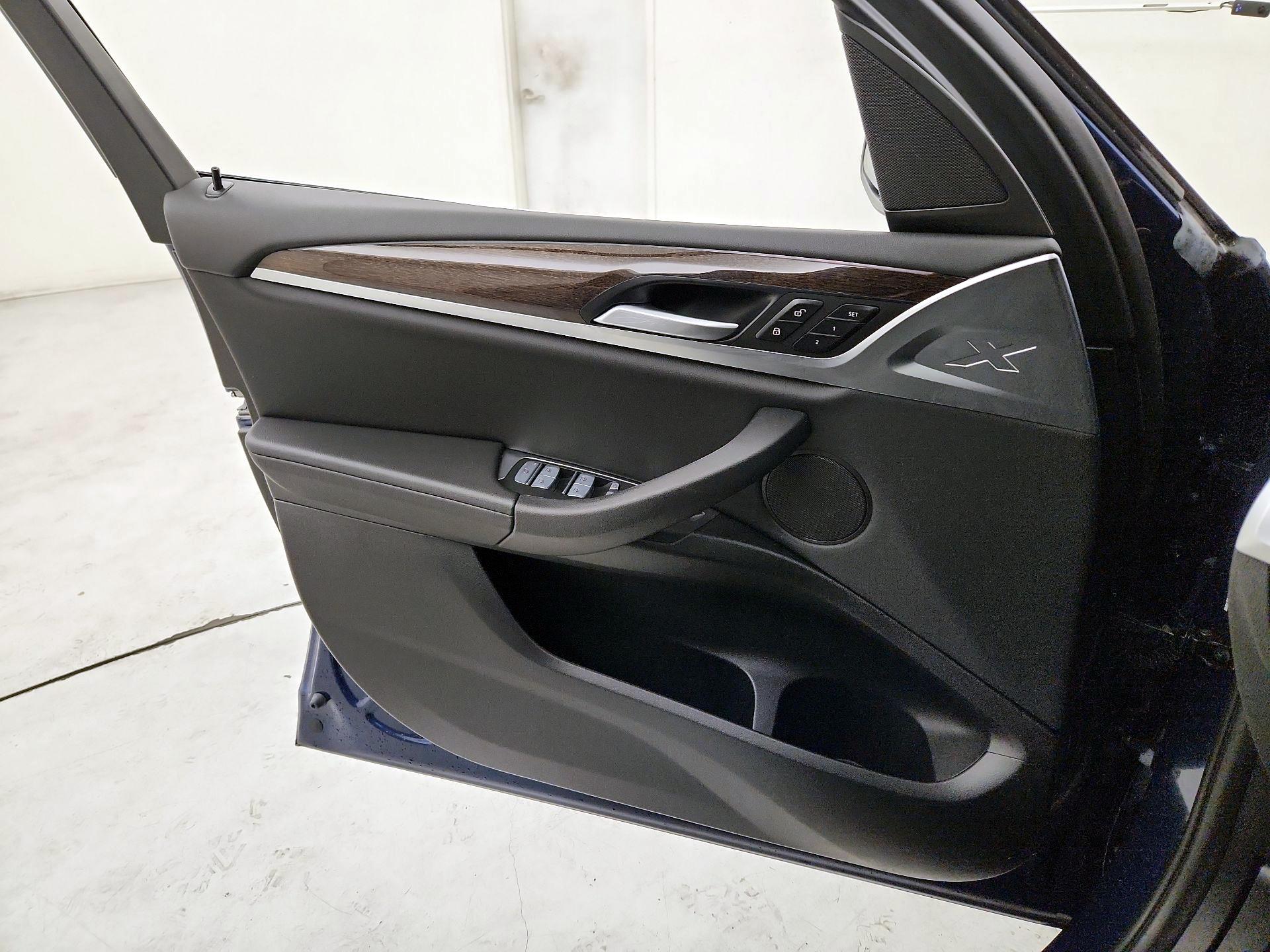 Thumbnail: 2023 BMW X3 - 12