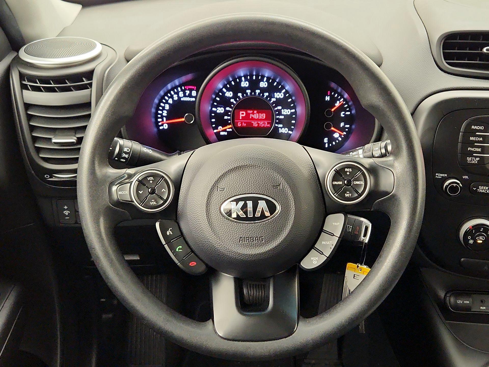 Thumbnail: 2015 Kia Soul - 10