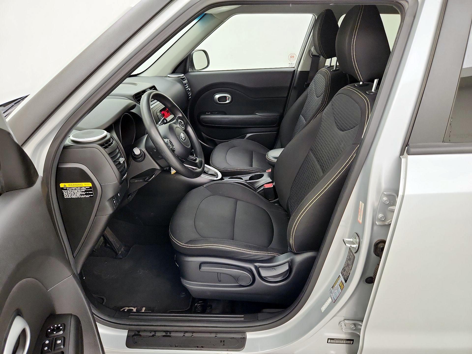 Thumbnail: 2015 Kia Soul - 11