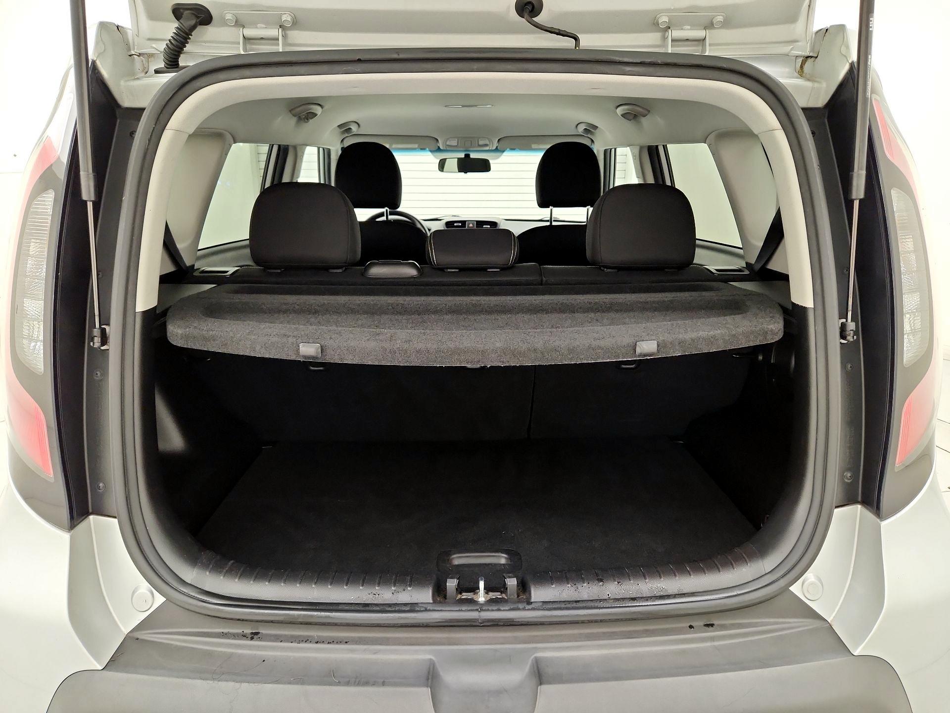 Thumbnail: 2015 Kia Soul - 19