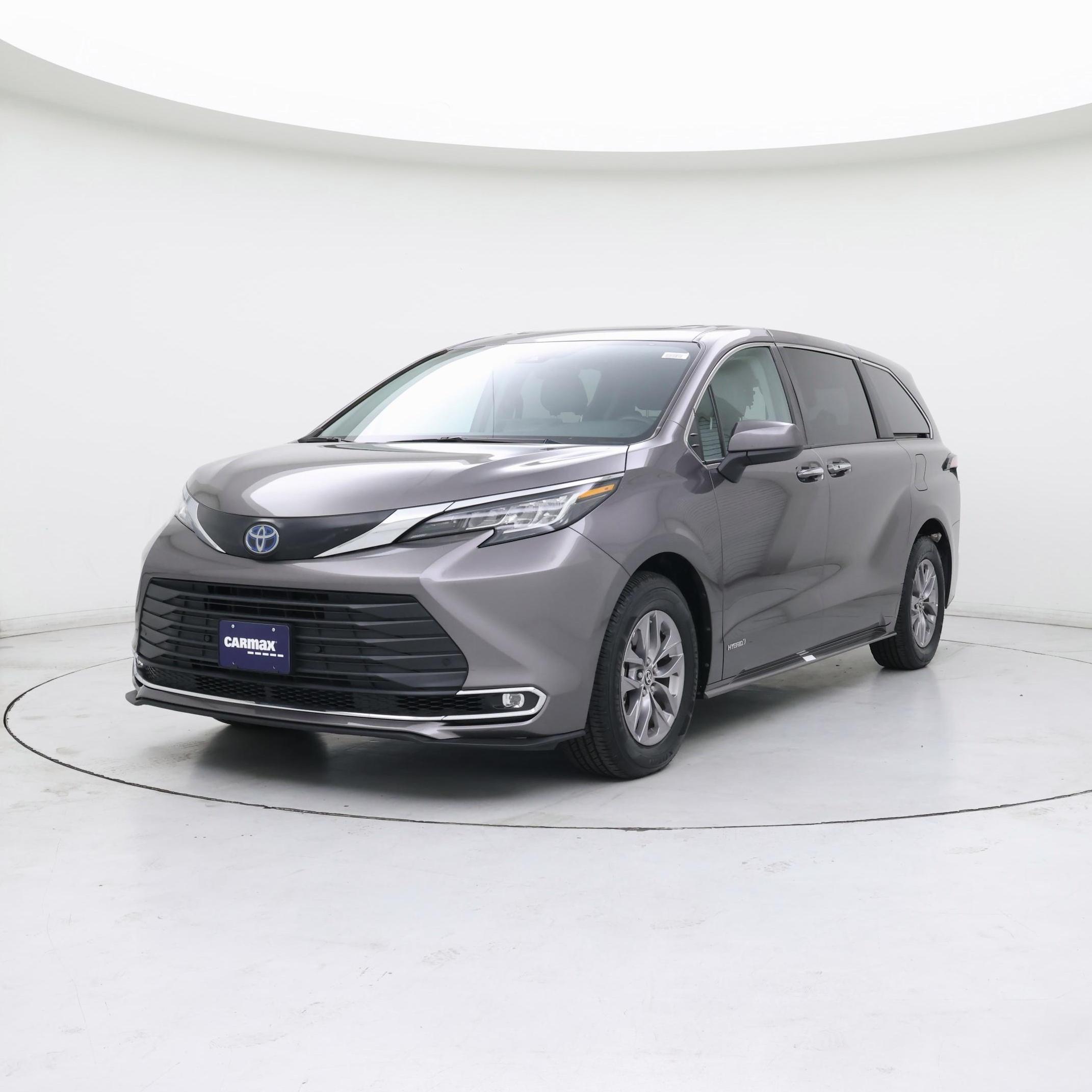 Thumbnail: 2021 Toyota Sienna - 4