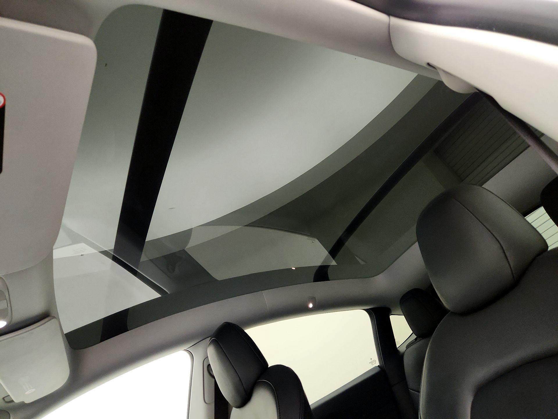 Thumbnail: 2020 Tesla Model Y - 19