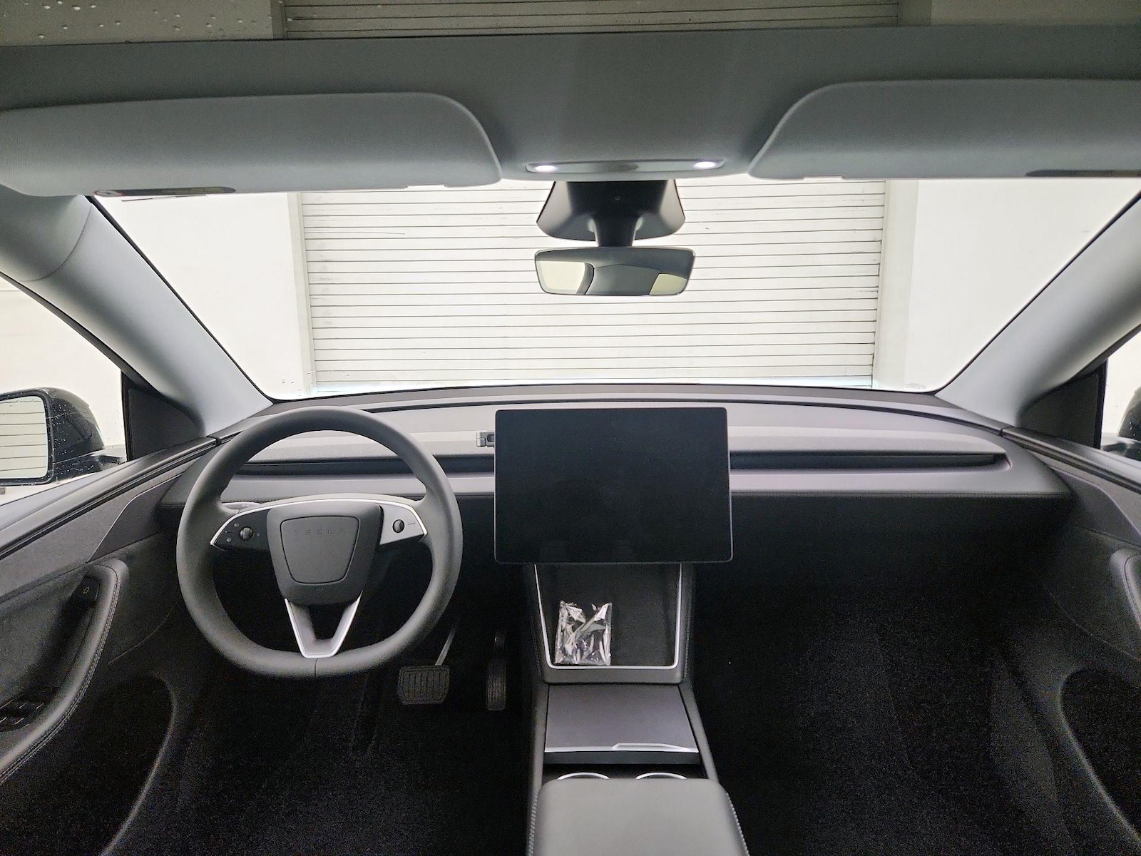 2026 Tesla Model Y Premium - Photo 10