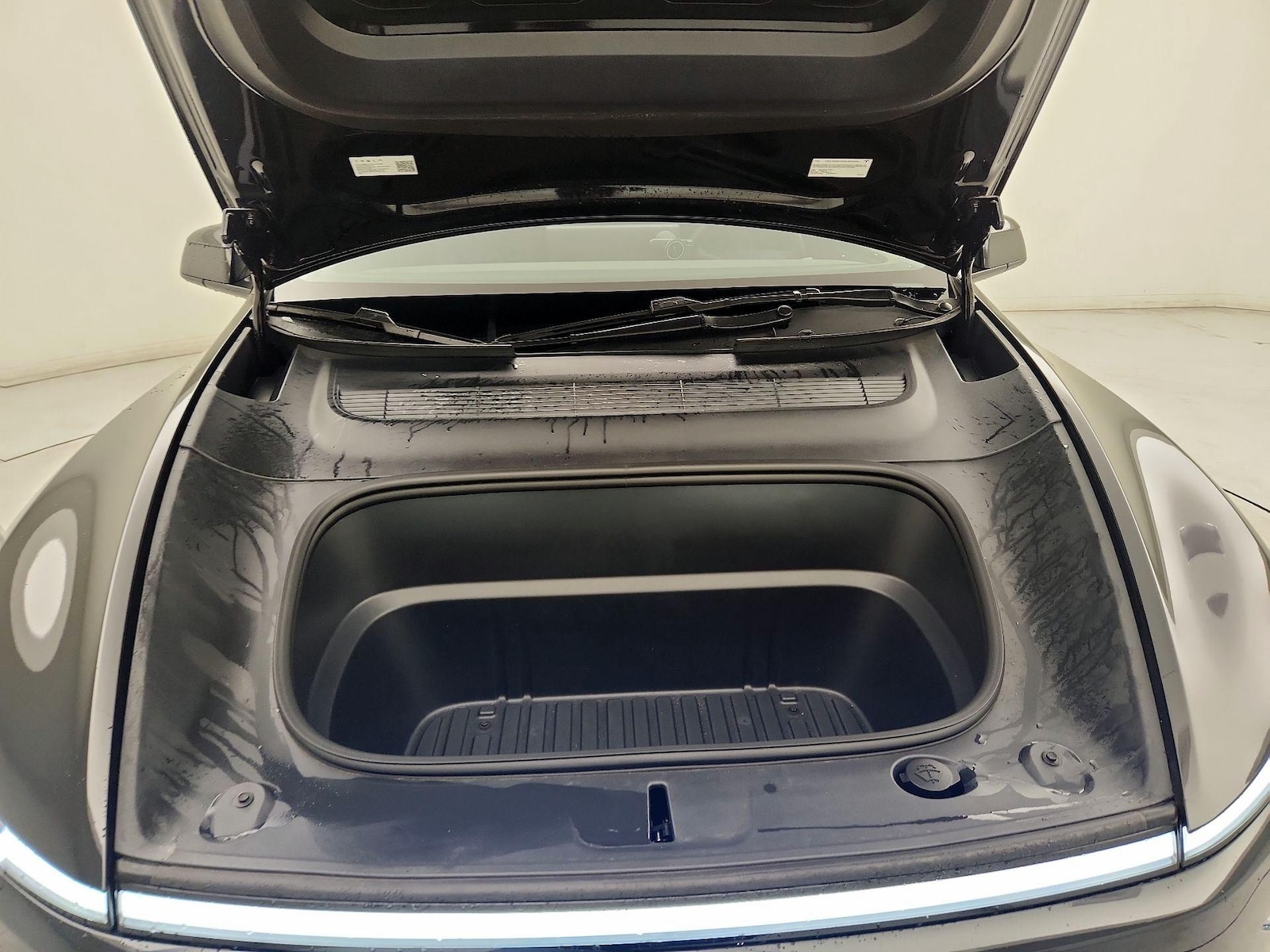 2026 Tesla Model Y Premium - Photo 22