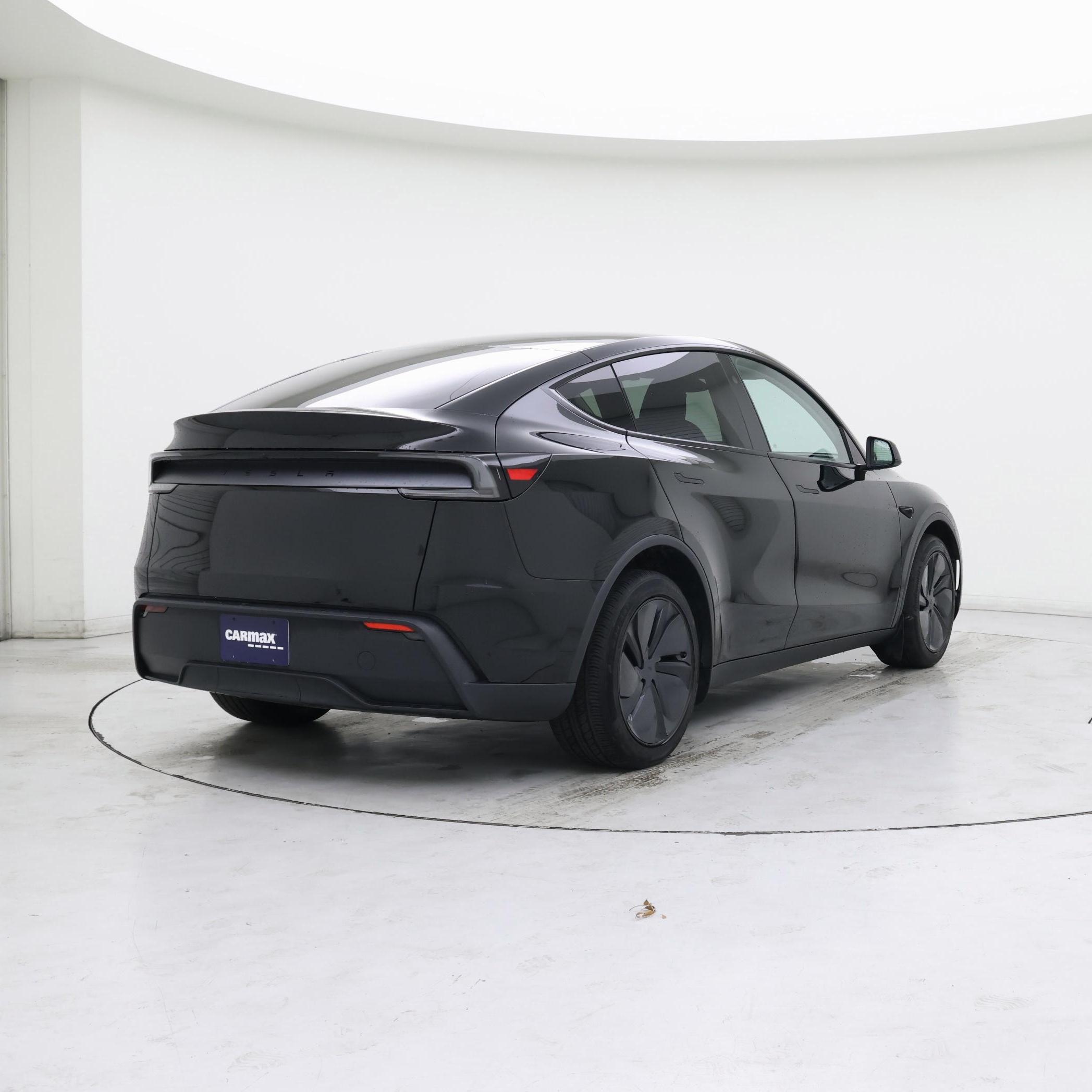 Thumbnail: 2026 Tesla Model Y - 8