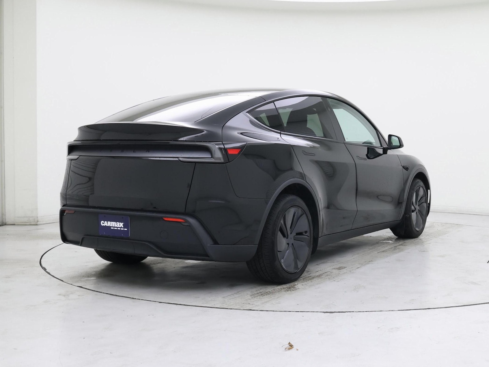 2026 Tesla Model Y Premium - Photo 9