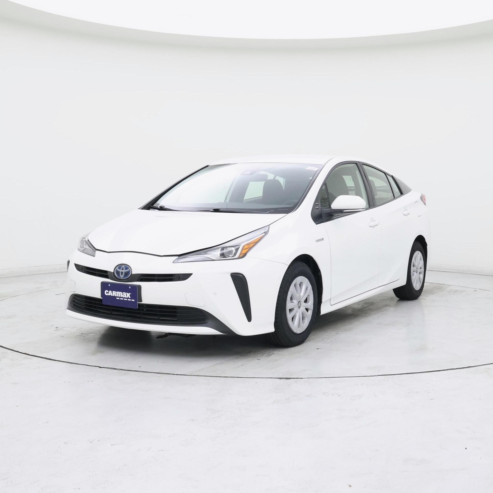 Thumbnail: 2021 Toyota Prius - 4