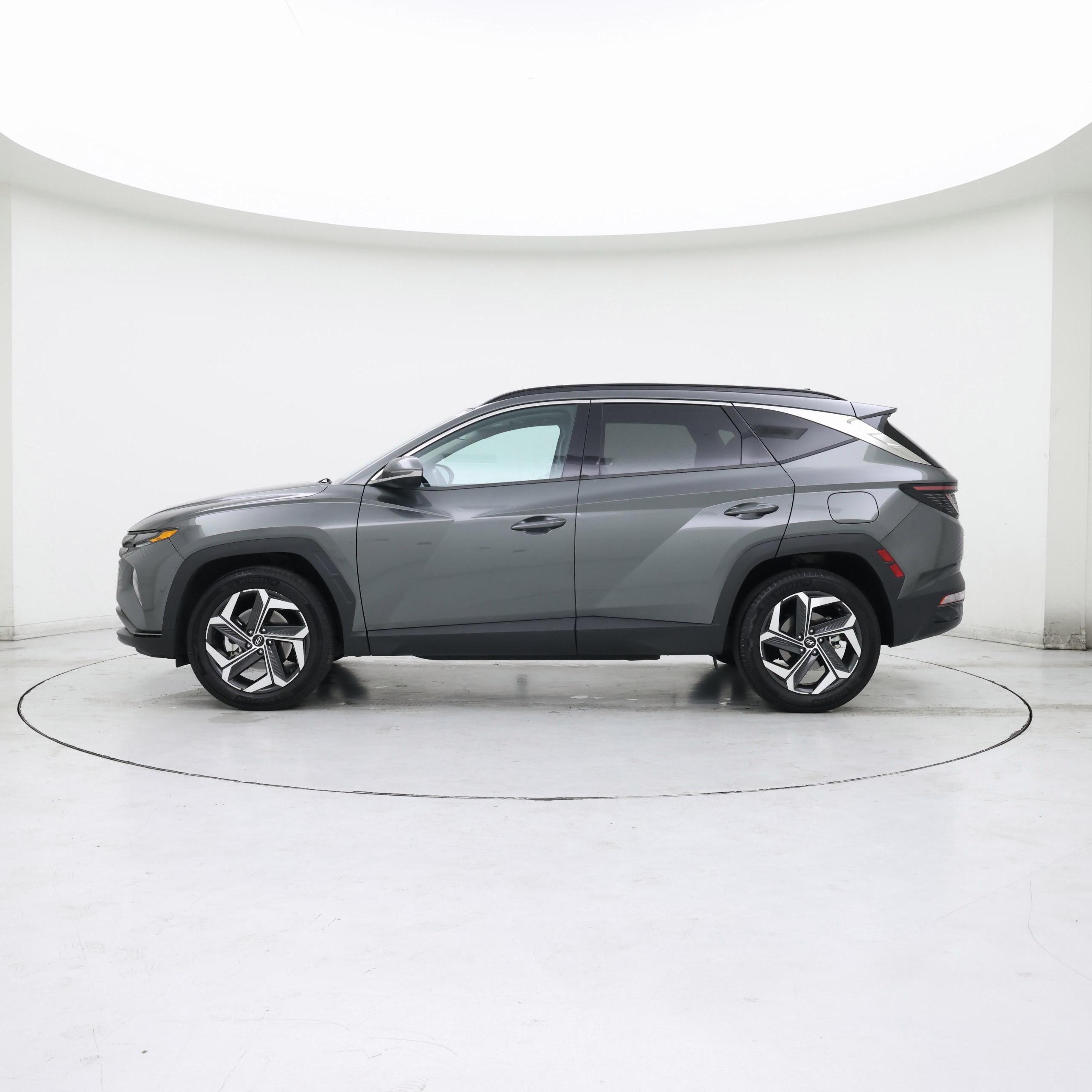 Thumbnail: 2022 Hyundai Tucson - 3