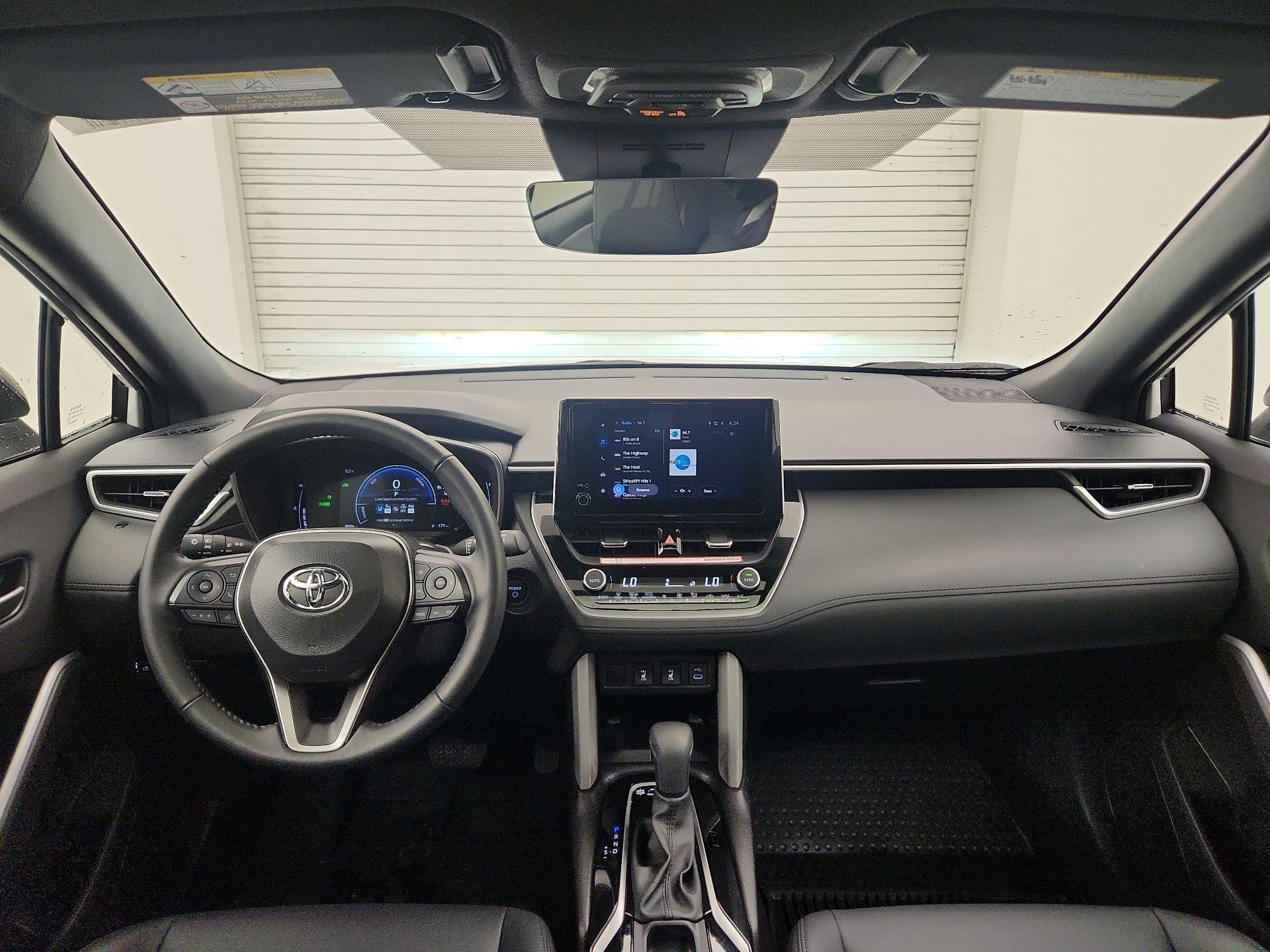 Thumbnail: 2025 Toyota Corolla Cross - 9