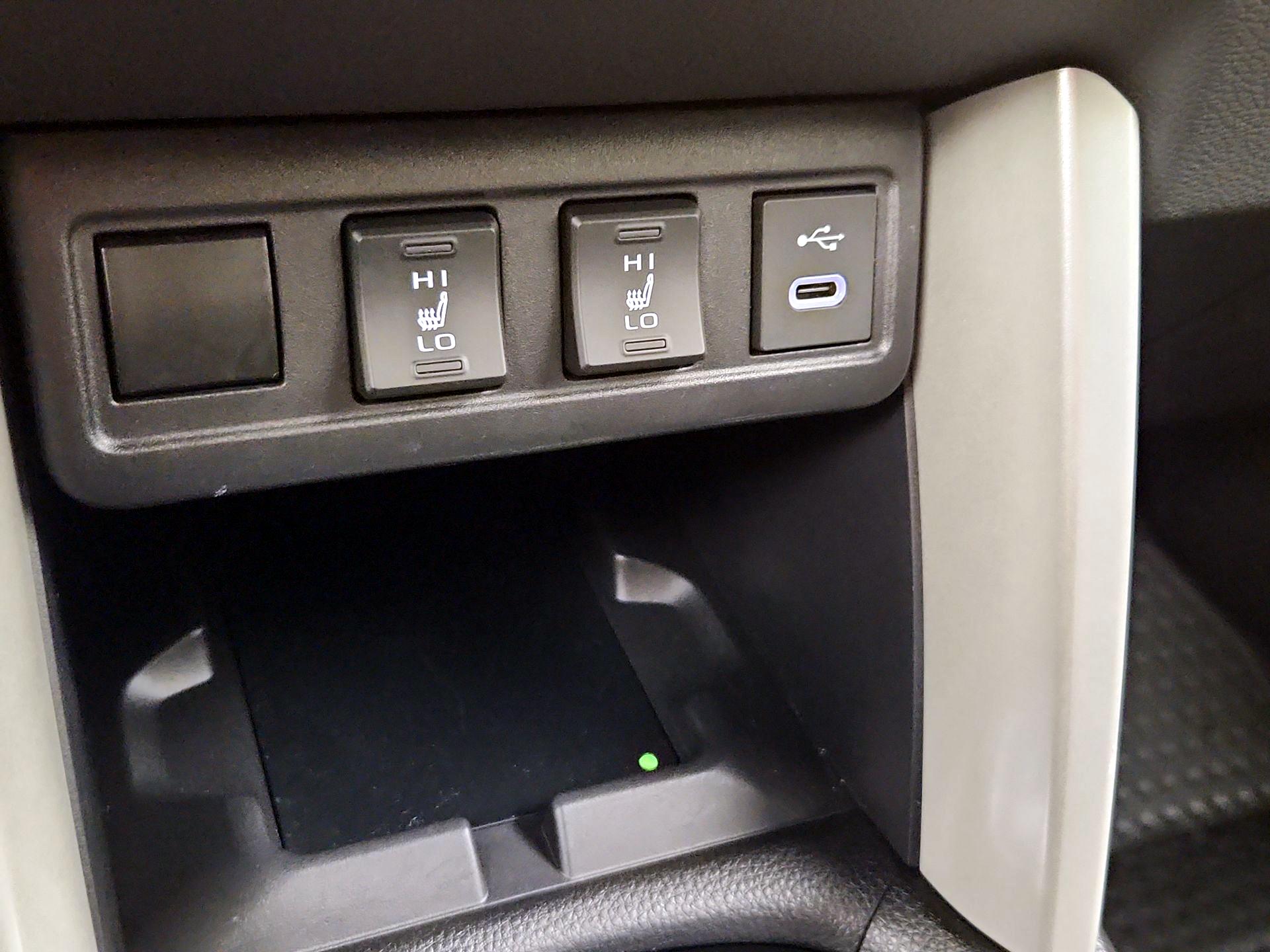 Thumbnail: 2025 Toyota Corolla Cross - 18