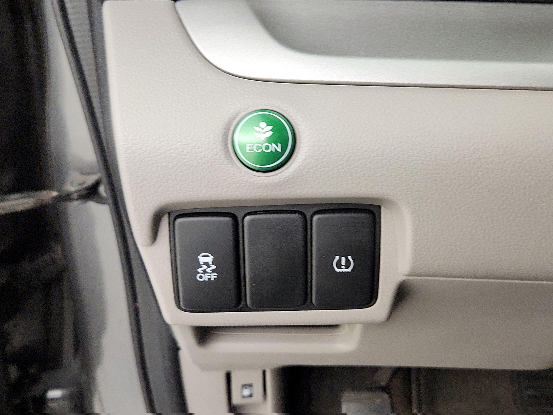 Thumbnail: 2014 Honda CR-V - 13