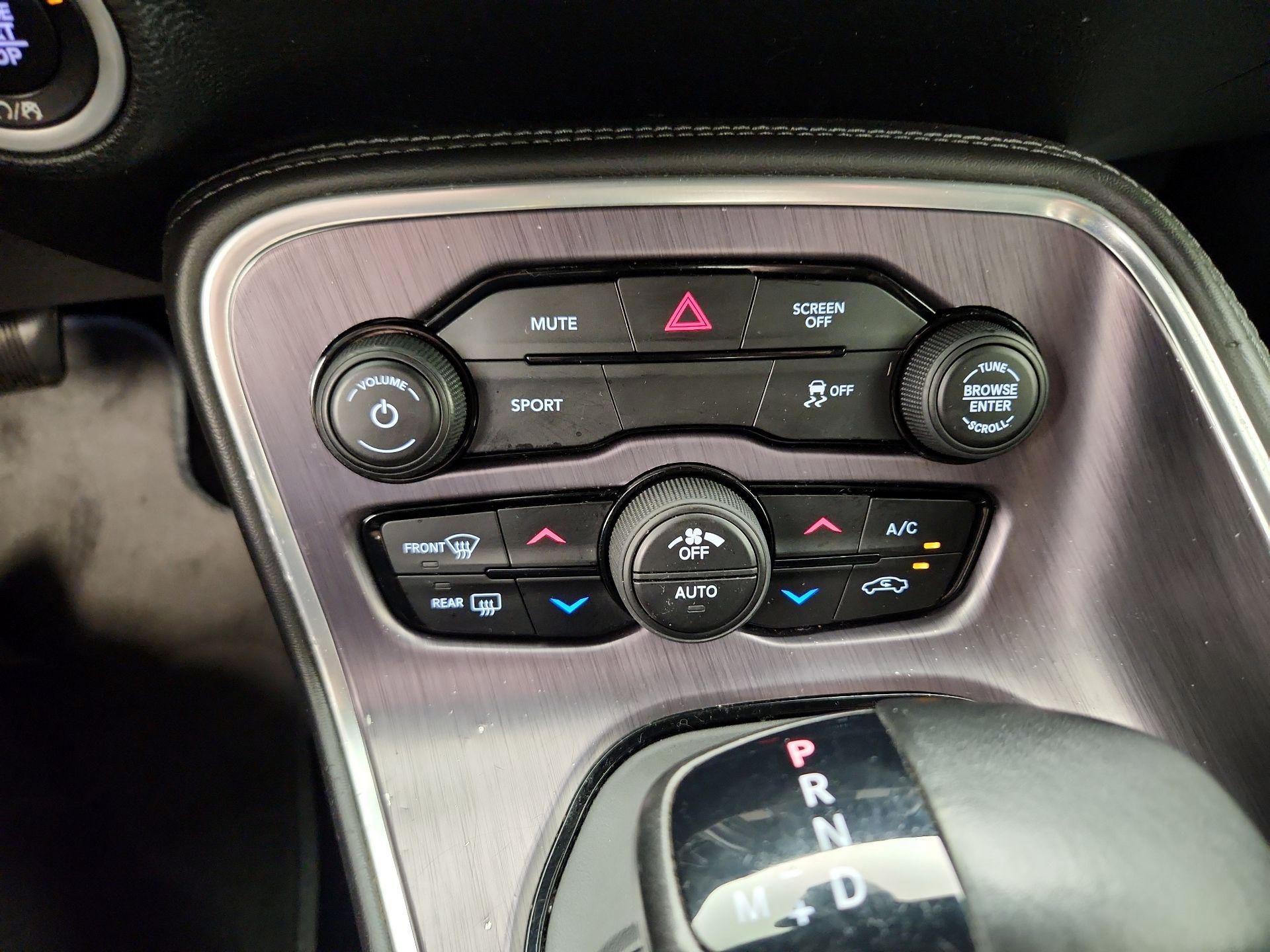 Thumbnail: 2018 Dodge Challenger - 16
