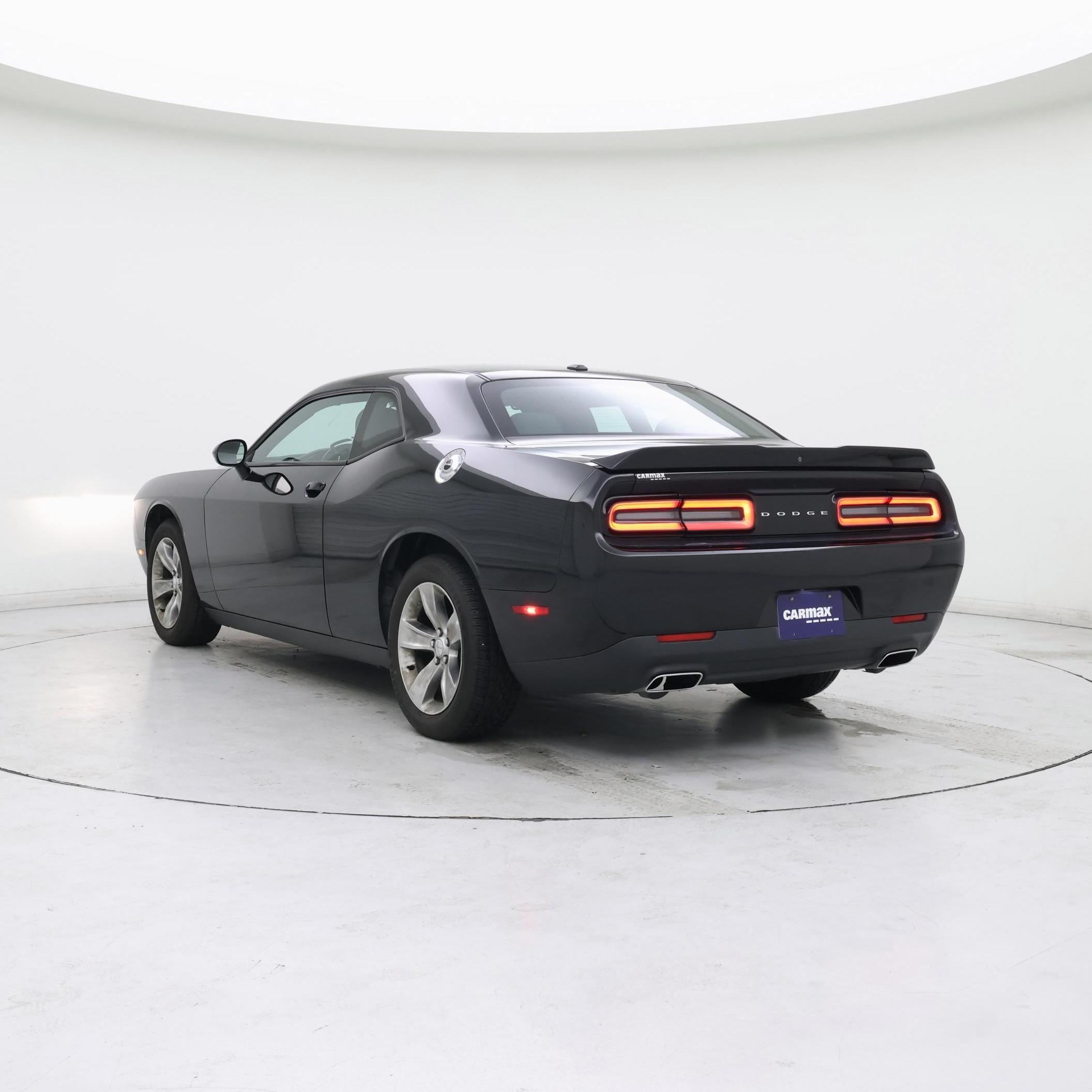 Thumbnail: 2018 Dodge Challenger - 2