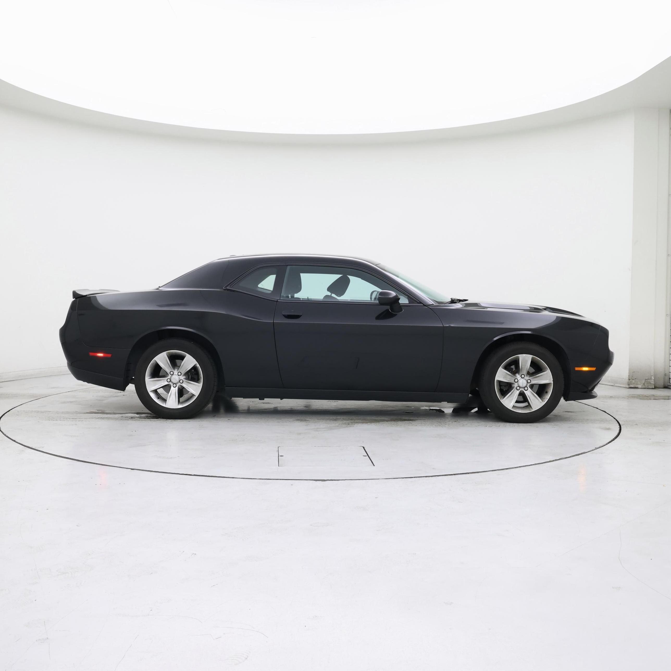 Thumbnail: 2018 Dodge Challenger - 7