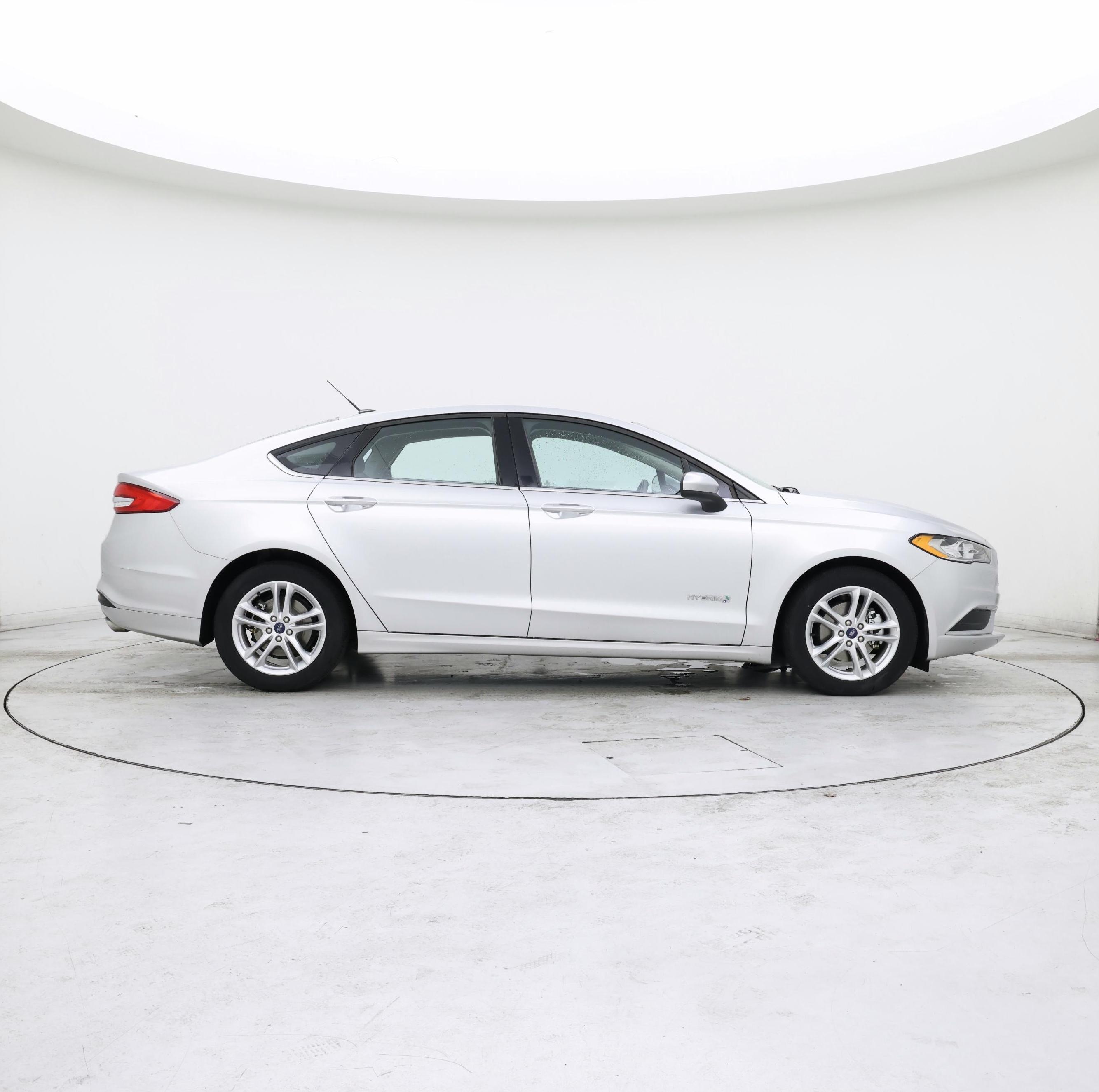 Thumbnail: 2018 Ford Fusion - 7