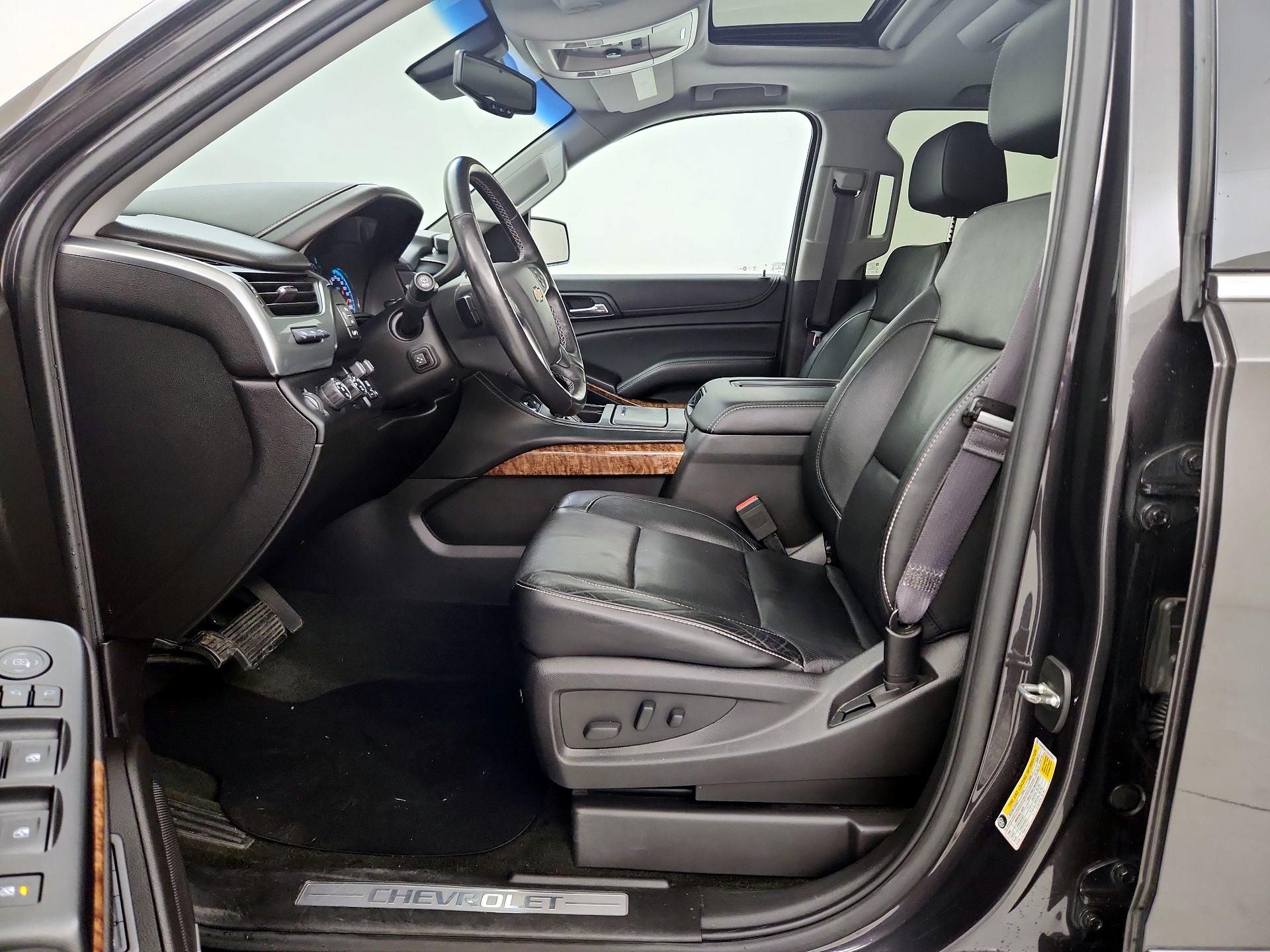 Thumbnail: 2016 Chevrolet Tahoe - 11