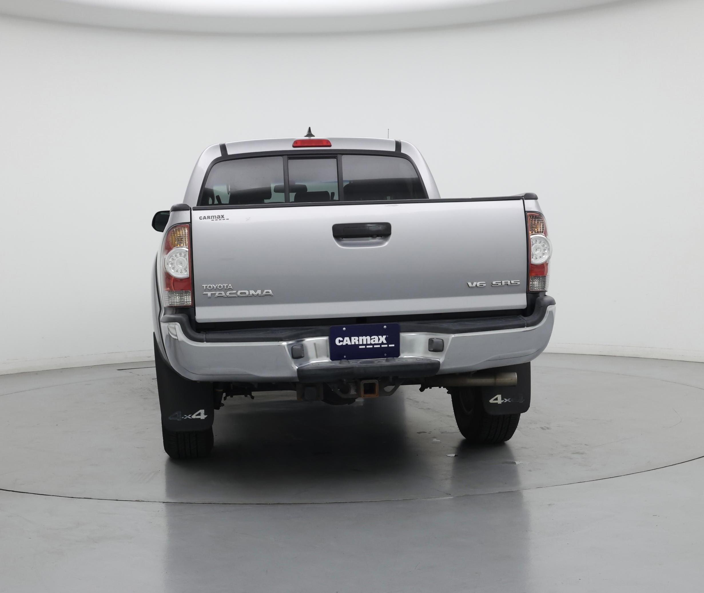 Thumbnail: 2015 Toyota Tacoma - 6