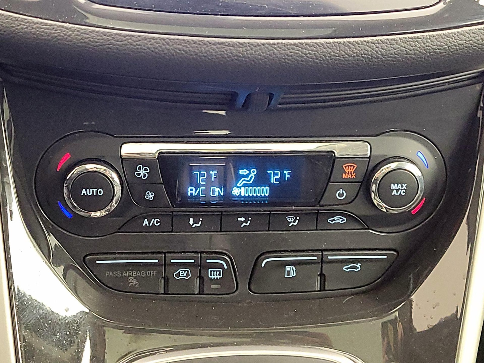 2016 Ford C-Max Energi SEL - Photo 18