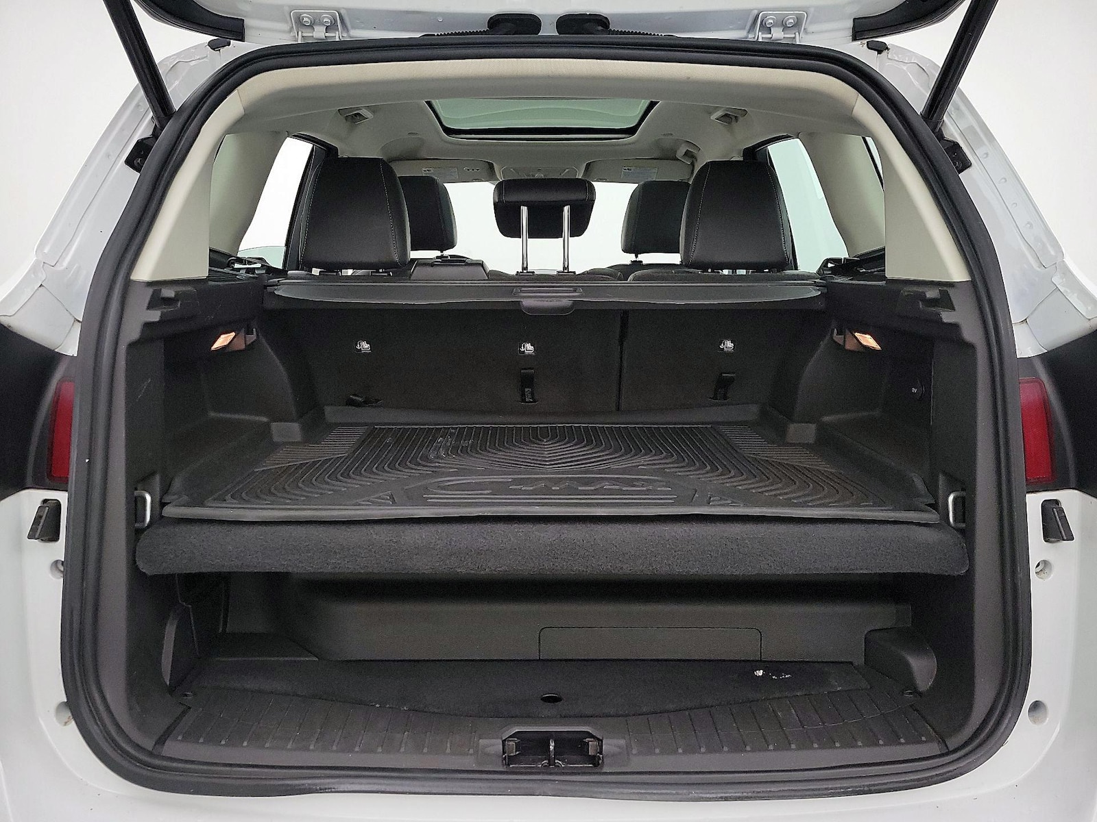 2016 Ford C-Max Energi SEL - Photo 23