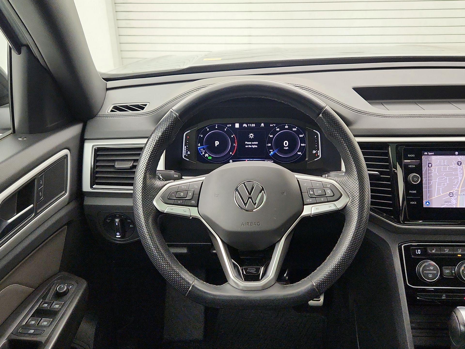 Thumbnail: 2023 Volkswagen Atlas - 10