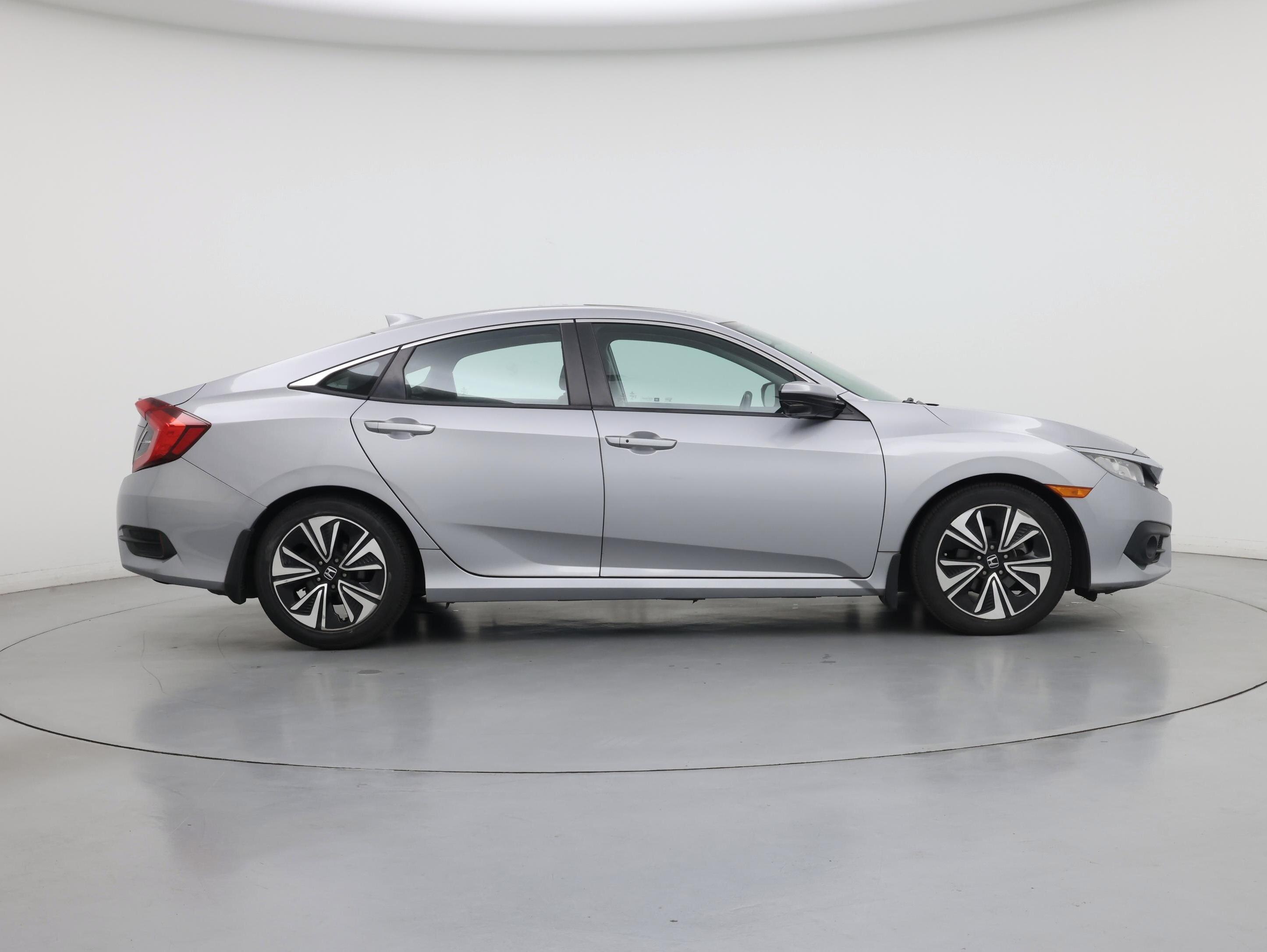Thumbnail: 2017 Honda Civic - 7