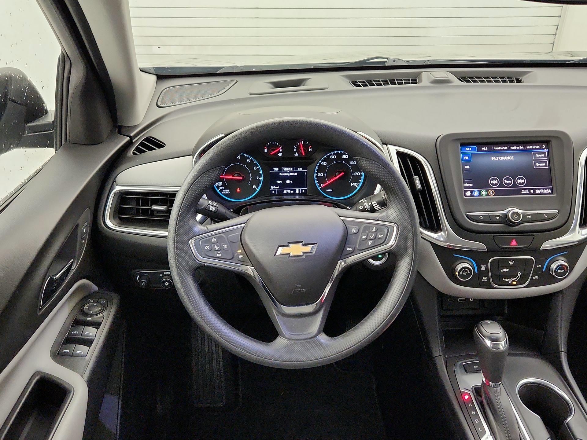 Thumbnail: 2020 Chevrolet Equinox - 10