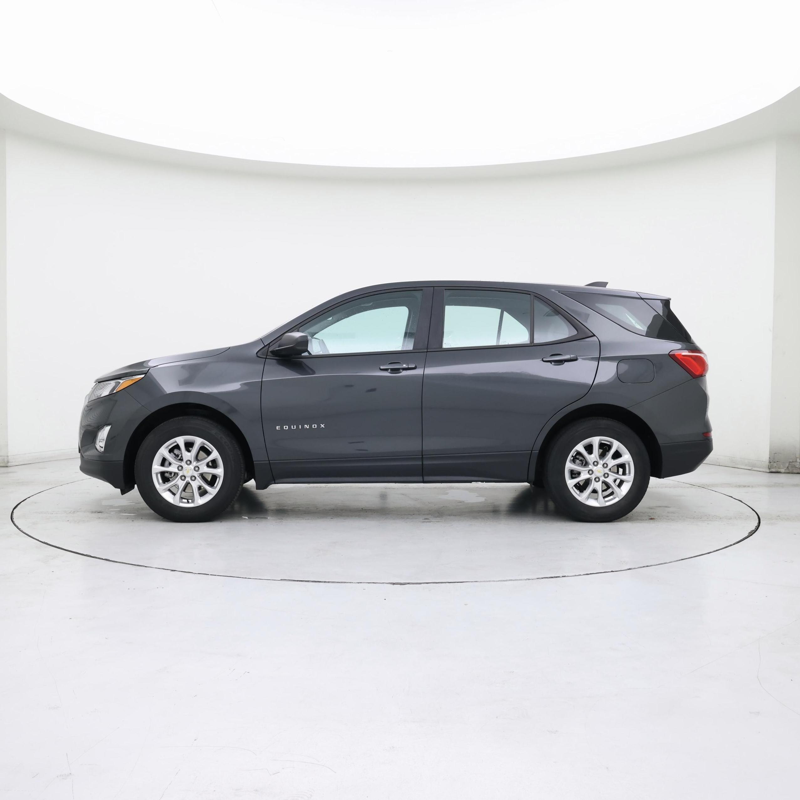 Thumbnail: 2020 Chevrolet Equinox - 3