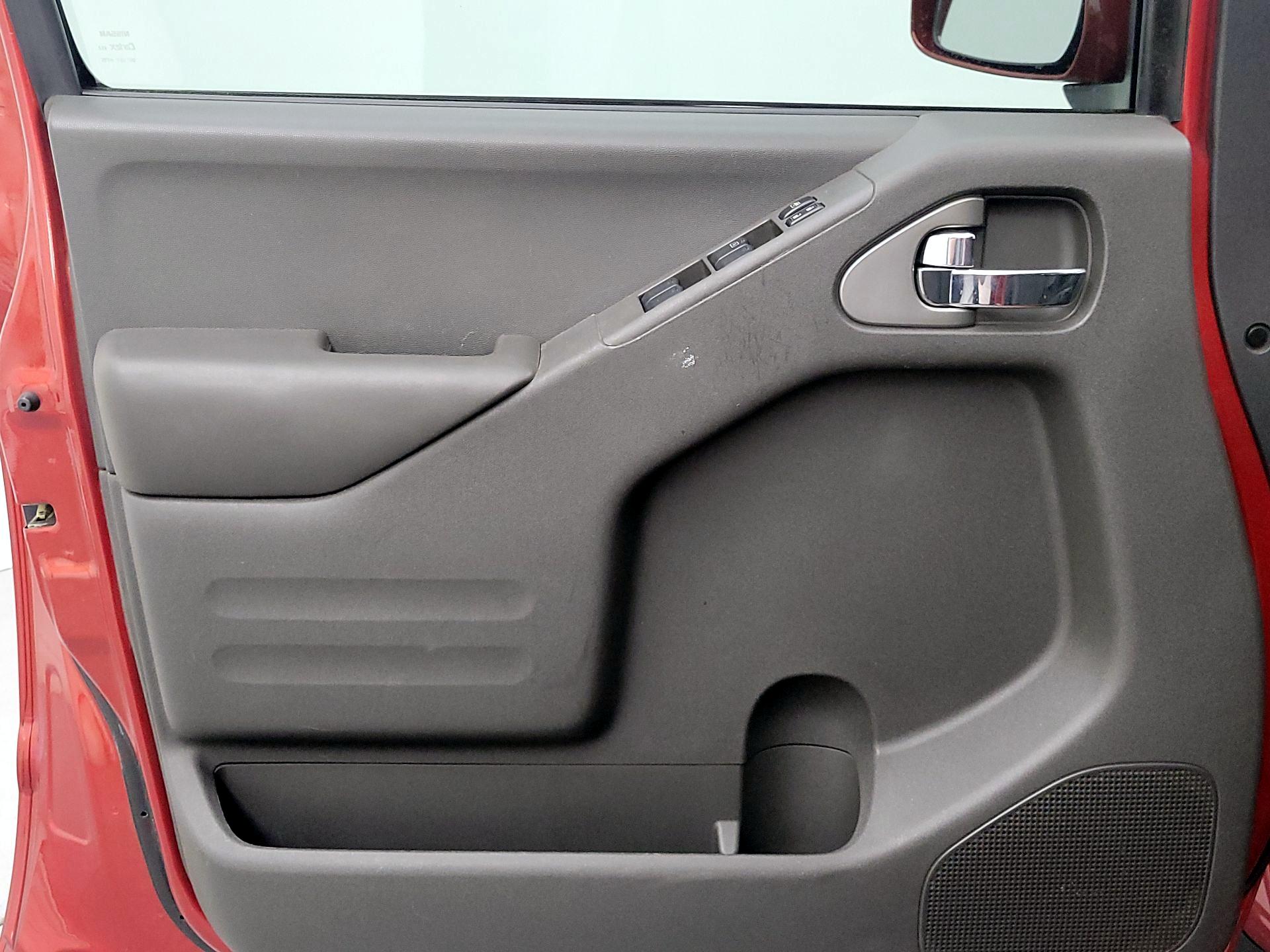 Thumbnail: 2018 Nissan Frontier - 12