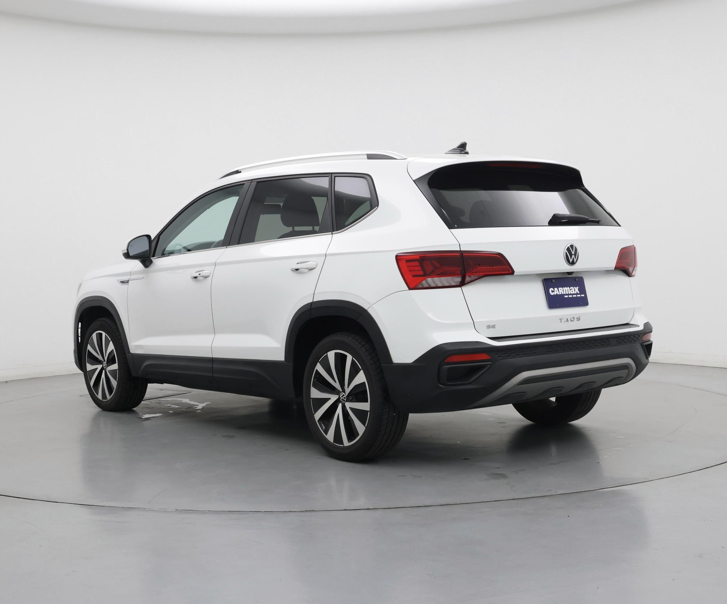 Thumbnail: 2022 Volkswagen Taos - 2