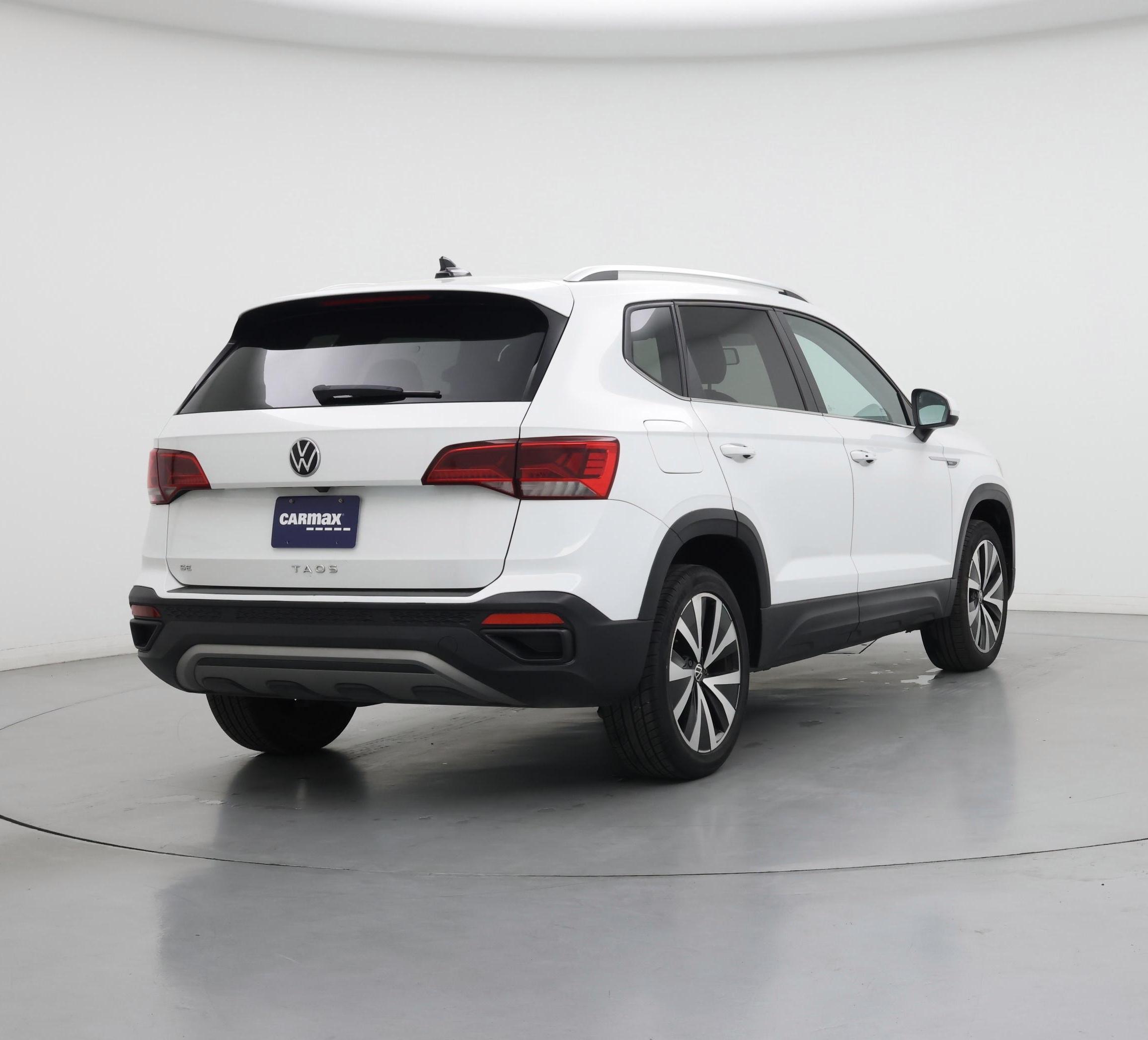 Thumbnail: 2022 Volkswagen Taos - 8