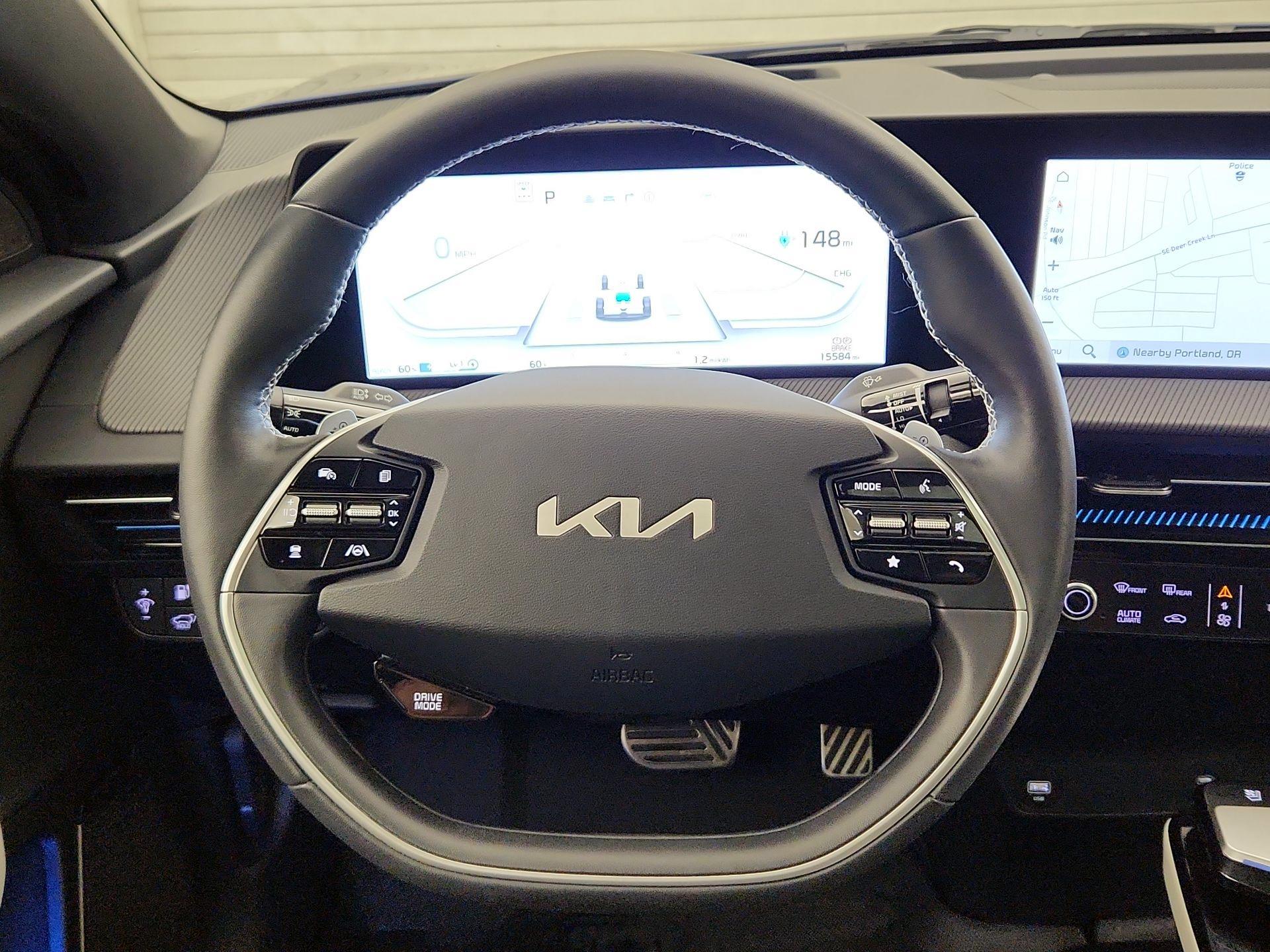 Thumbnail: 2023 Kia EV6 - 10