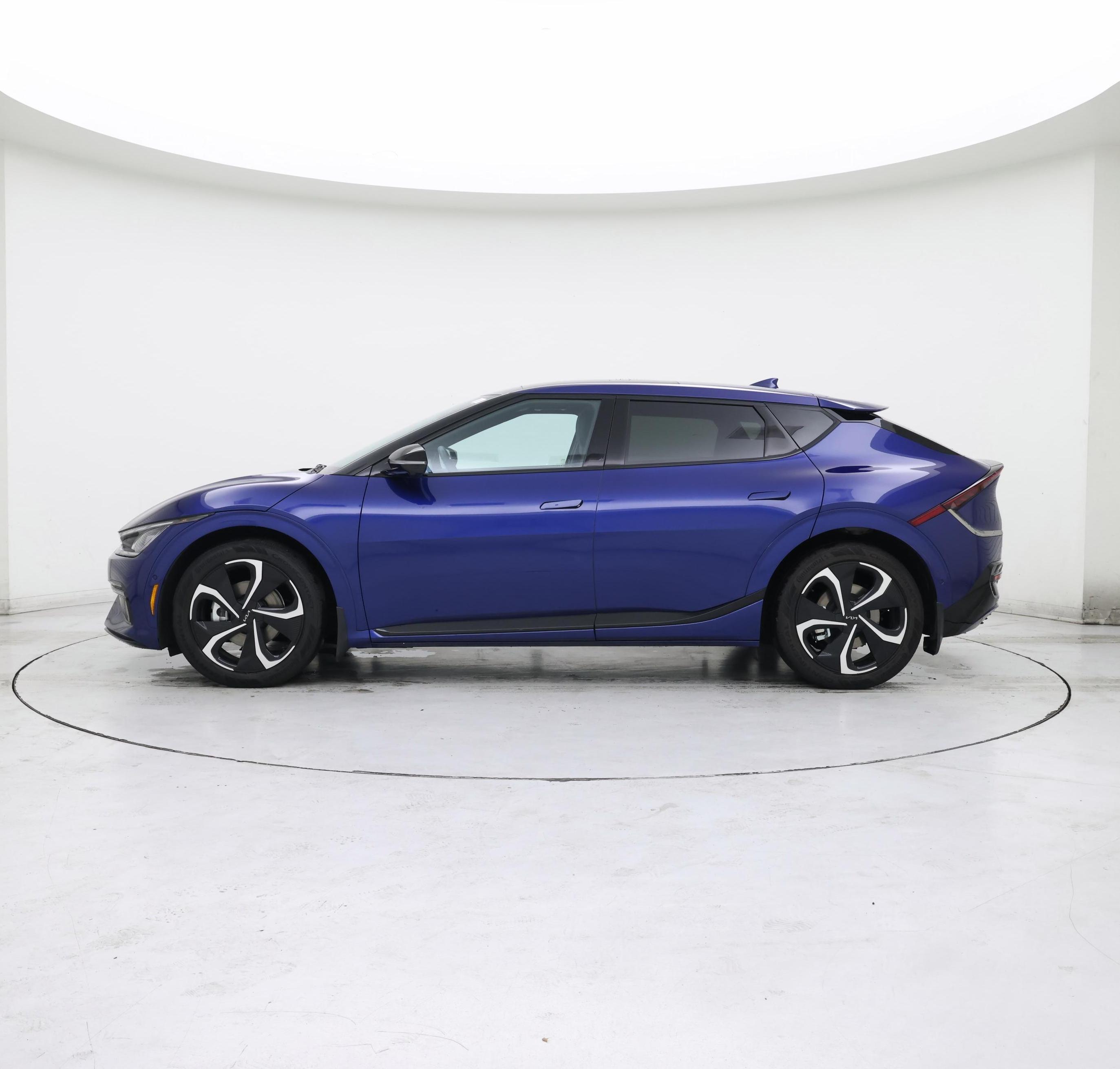 Thumbnail: 2023 Kia EV6 - 3