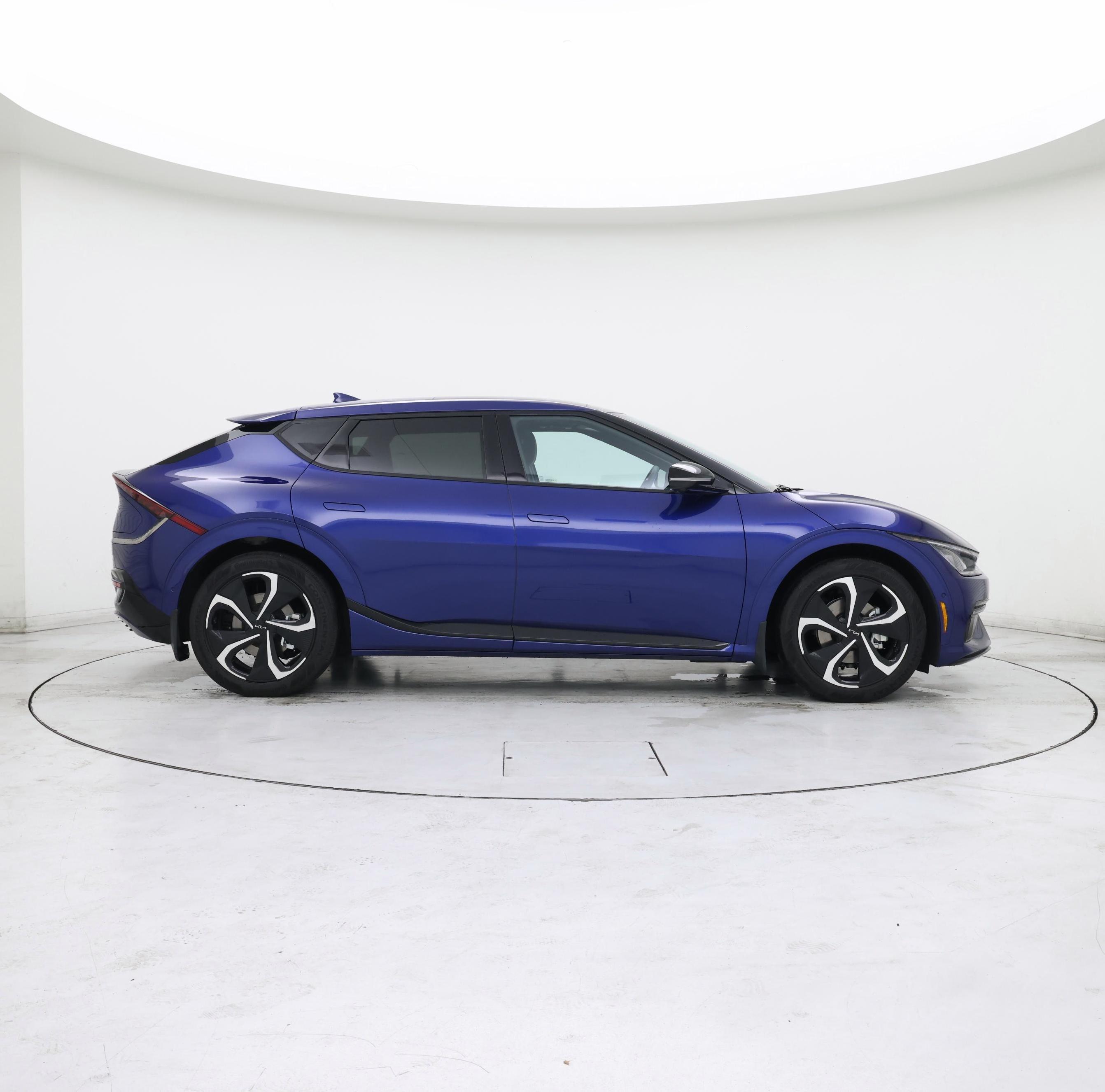Thumbnail: 2023 Kia EV6 - 7