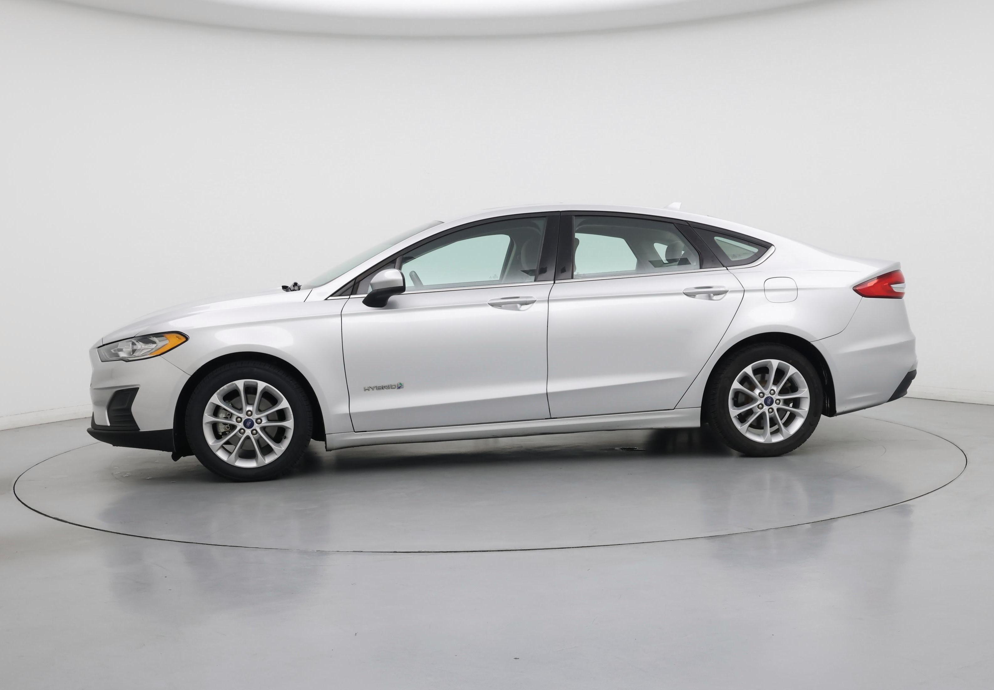Thumbnail: 2019 Ford Fusion - 3