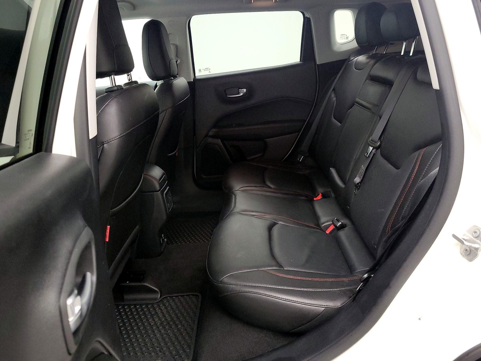Thumbnail: 2018 Jeep Compass - 20