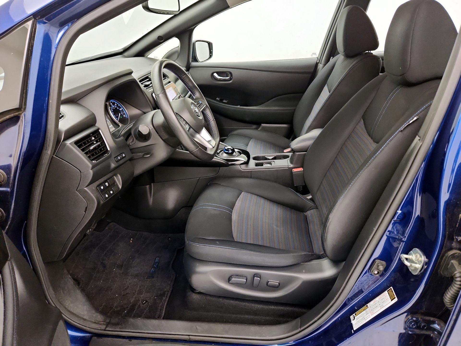 Thumbnail: 2022 Nissan Leaf - 11