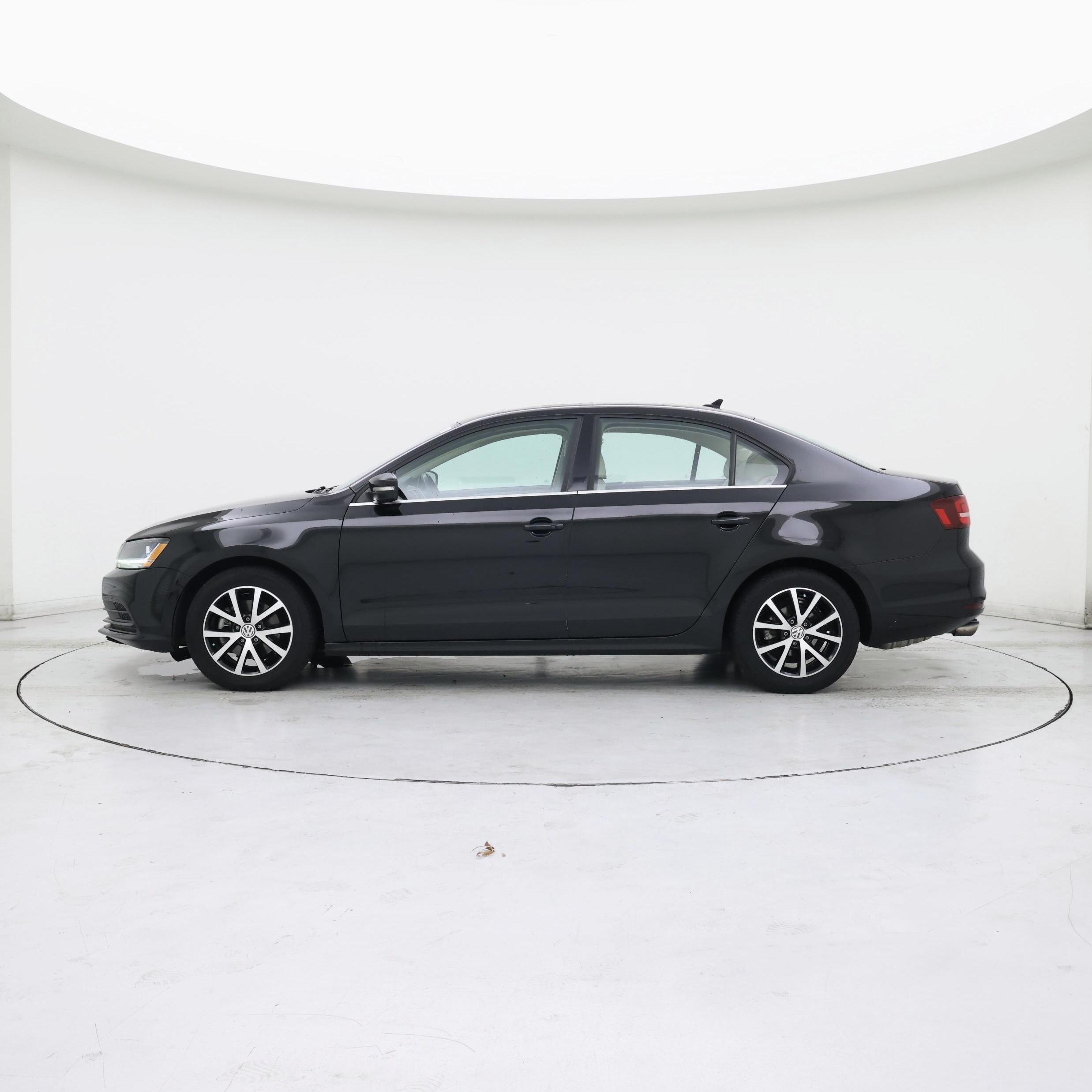Thumbnail: 2017 Volkswagen Jetta - 3