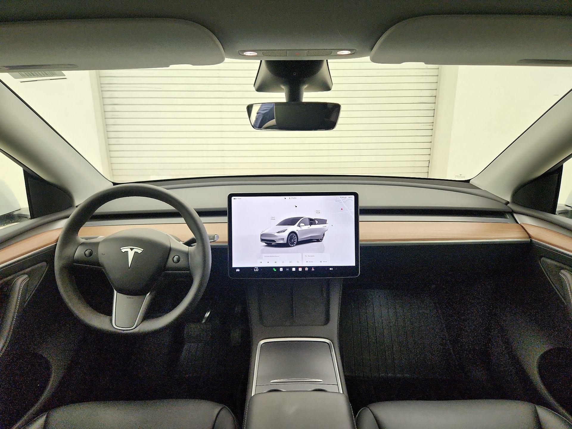 Thumbnail: 2023 Tesla Model Y - 9