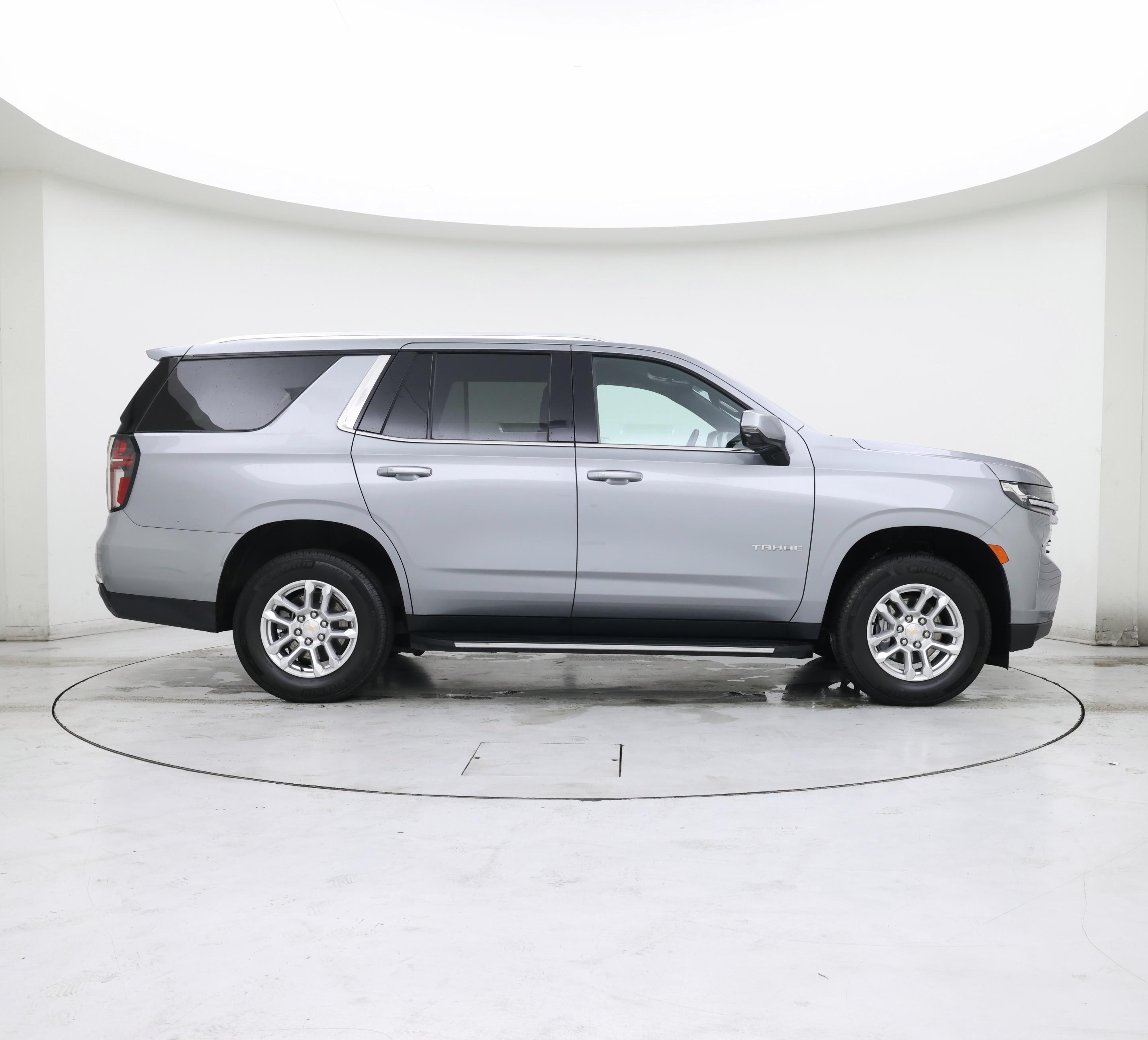 Thumbnail: 2024 Chevrolet Tahoe - 7