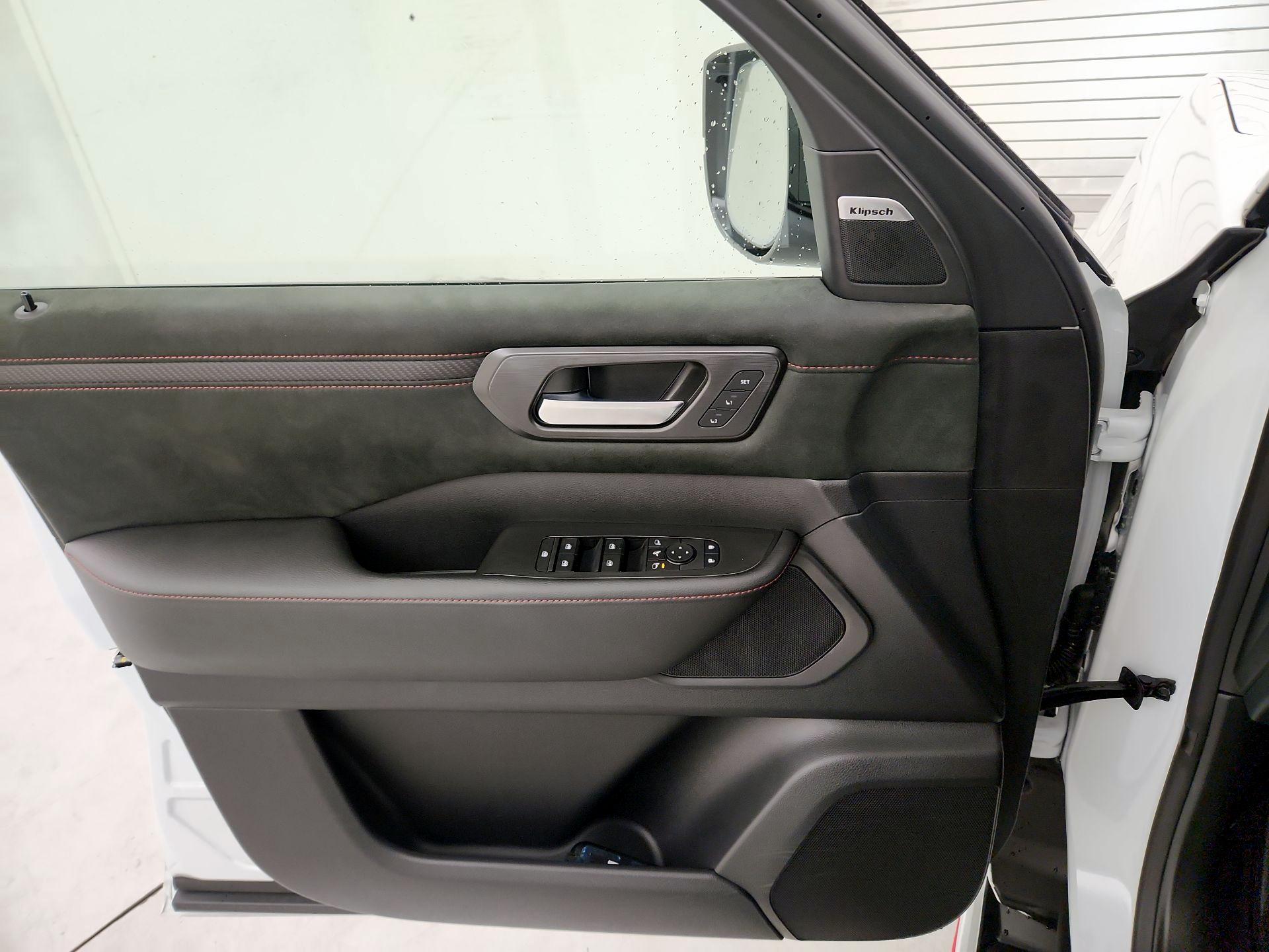 Thumbnail: 2026 Nissan Armada - 12