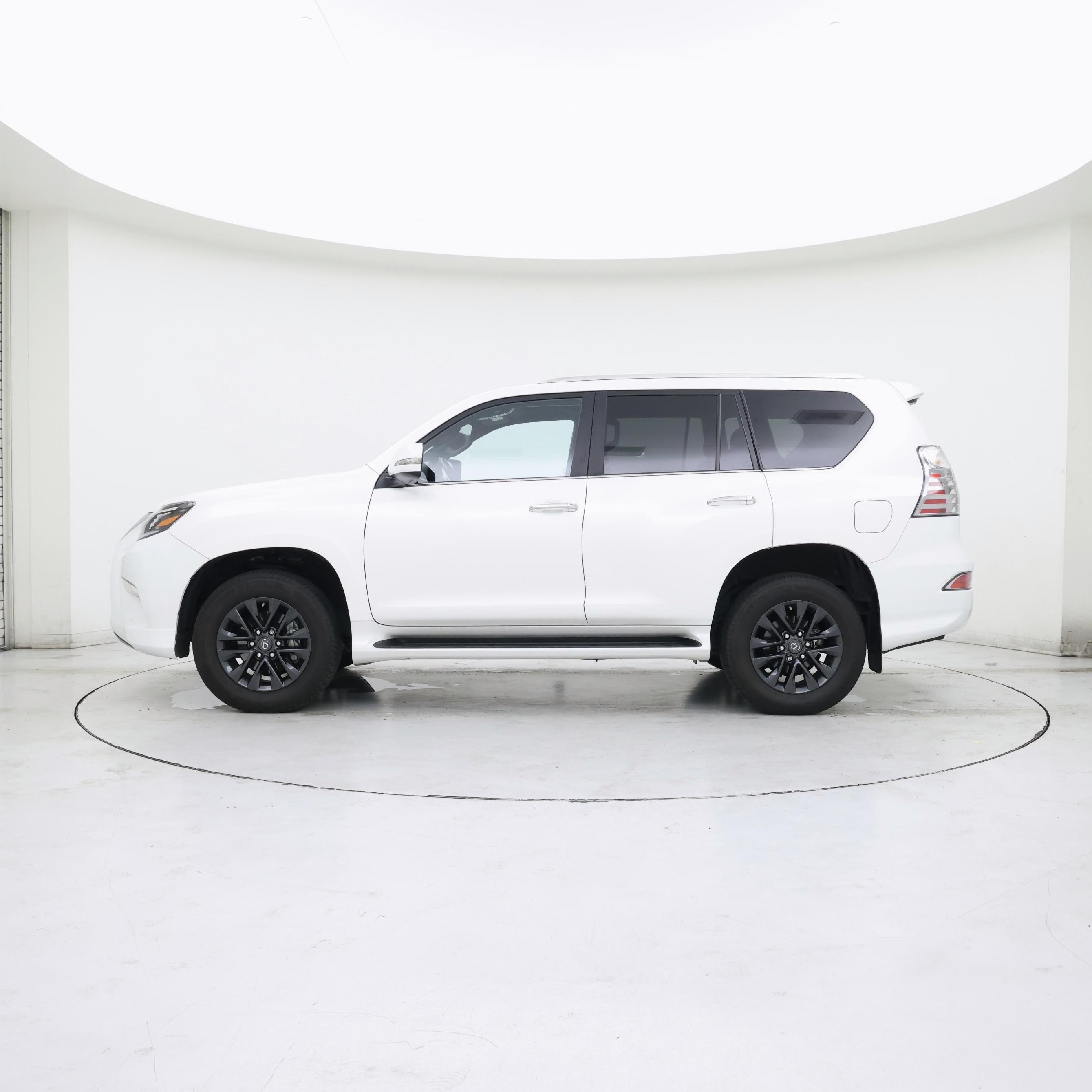 Thumbnail: 2023 Lexus GX - 3