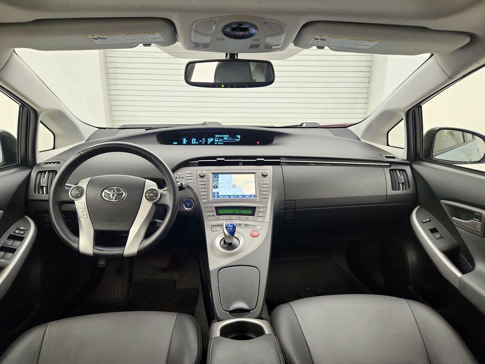Thumbnail: 2014 Toyota Prius - 9