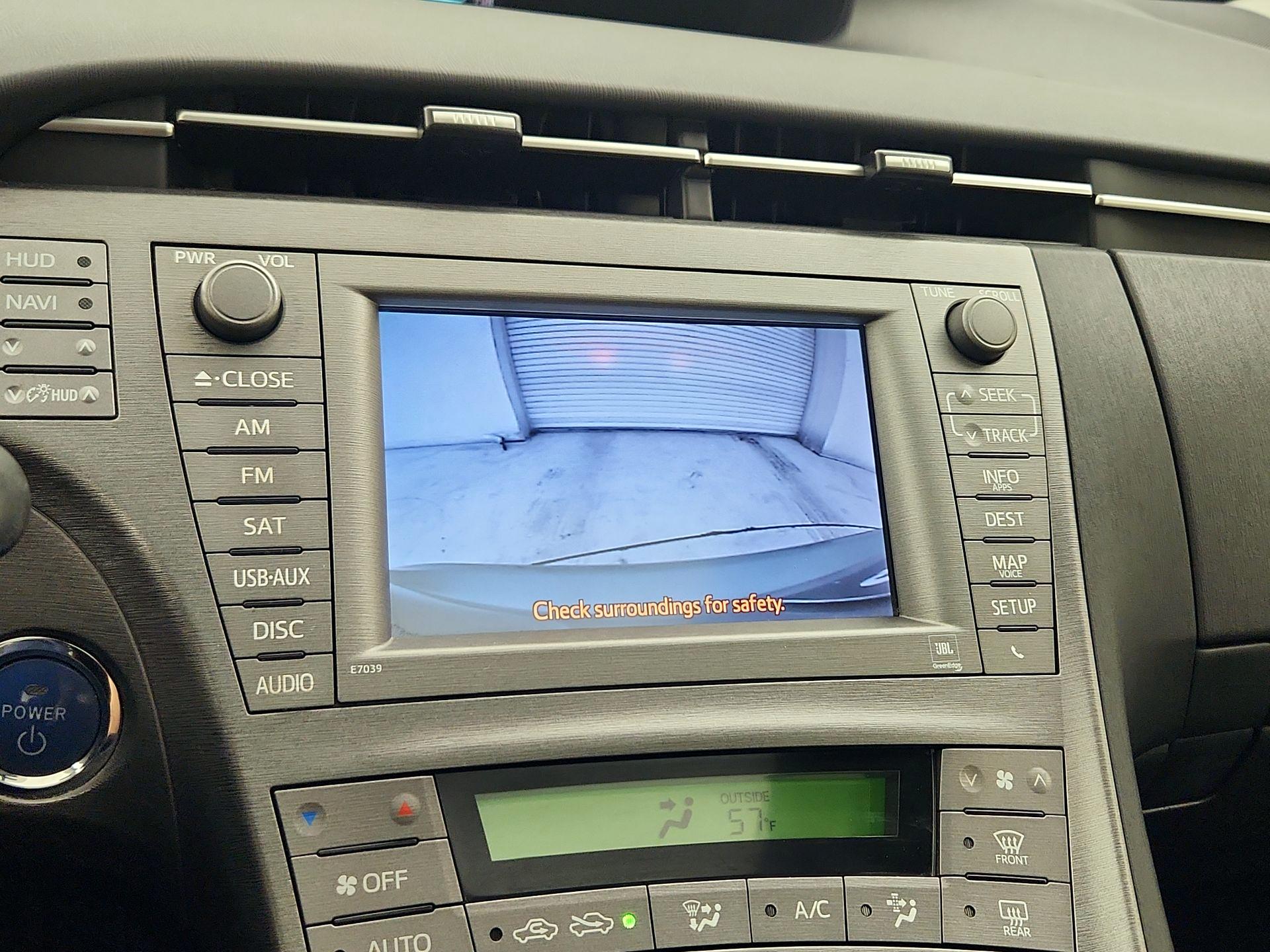 Thumbnail: 2014 Toyota Prius - 15