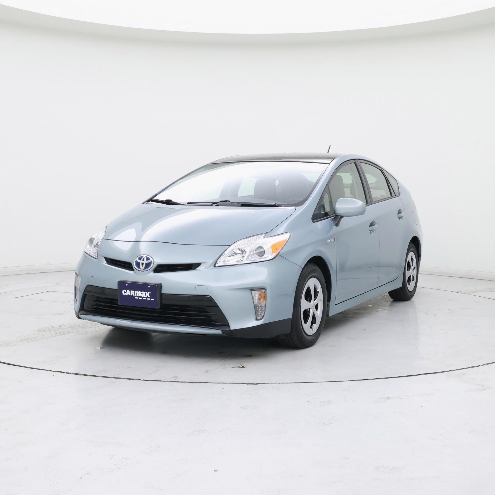 Thumbnail: 2014 Toyota Prius - 4